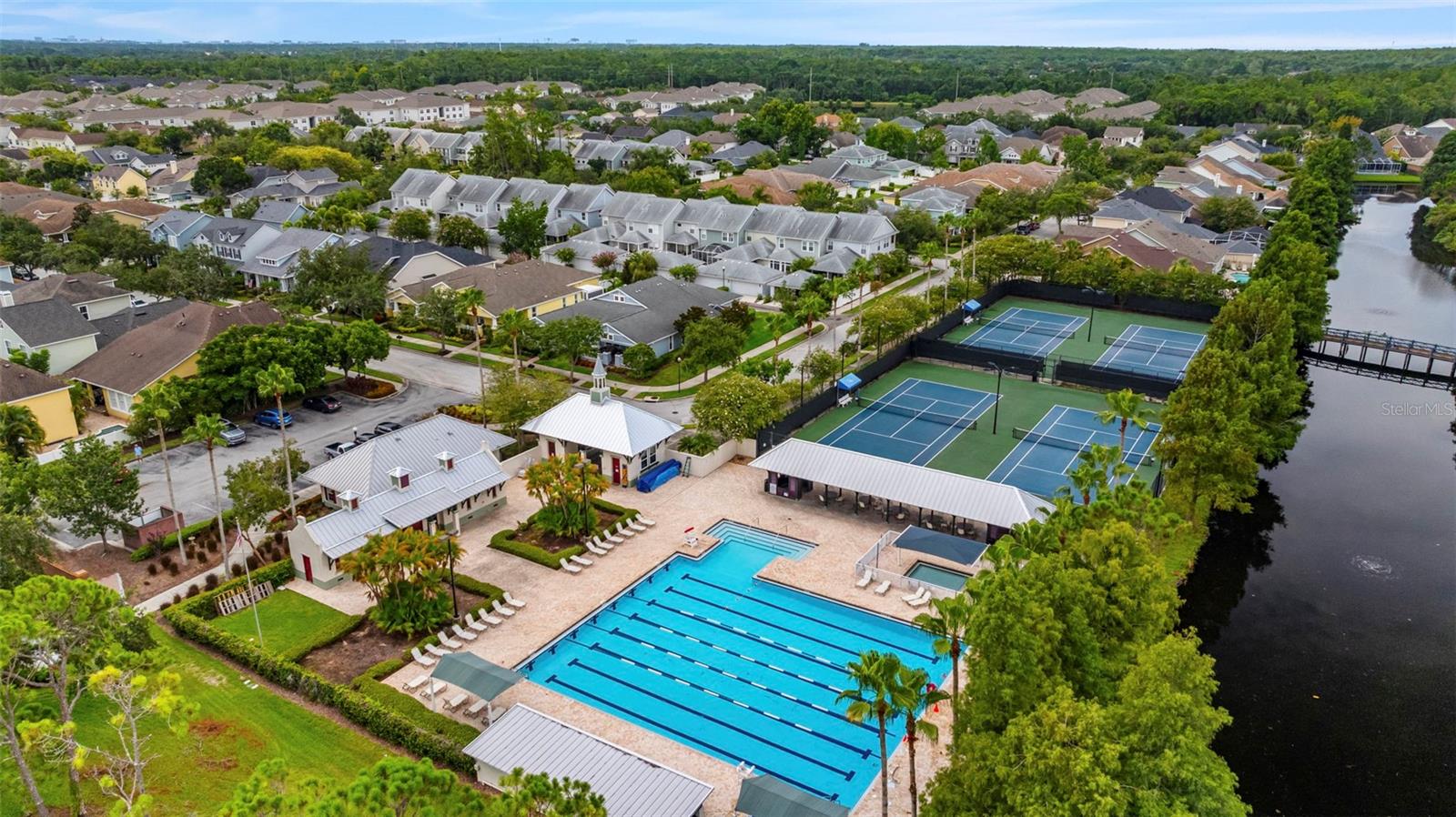 Image 87 of 99 For 9617 Greenpointe Drive