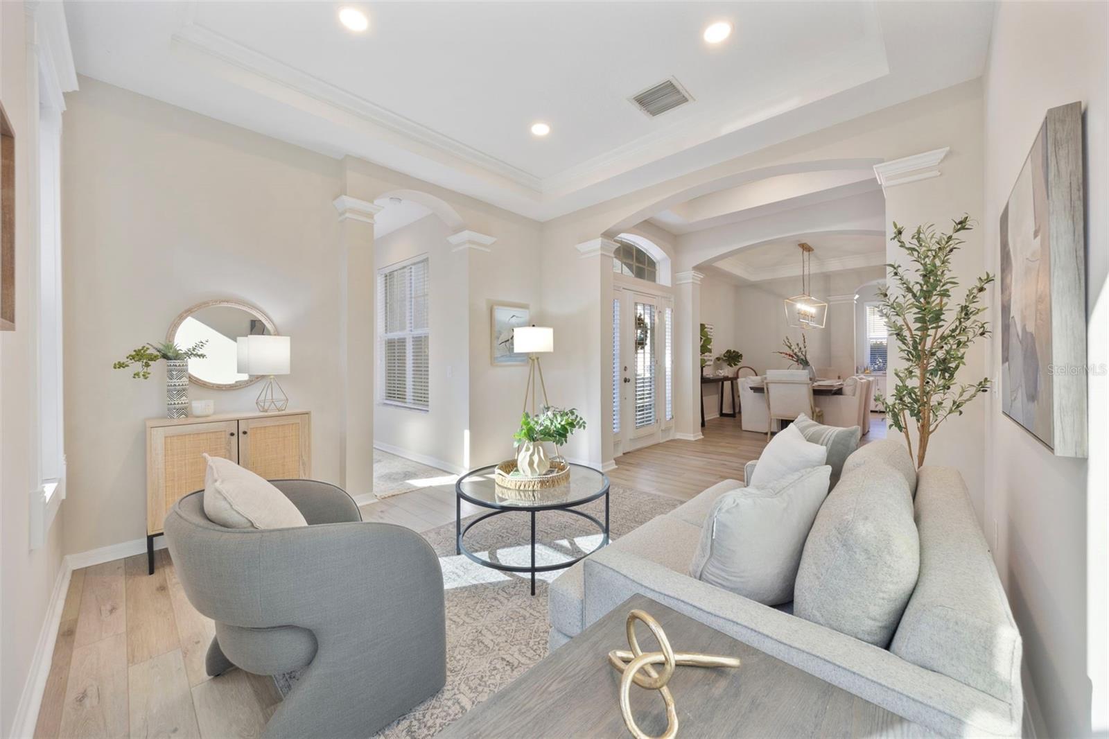 Image 9 of 99 For 9617 Greenpointe Drive