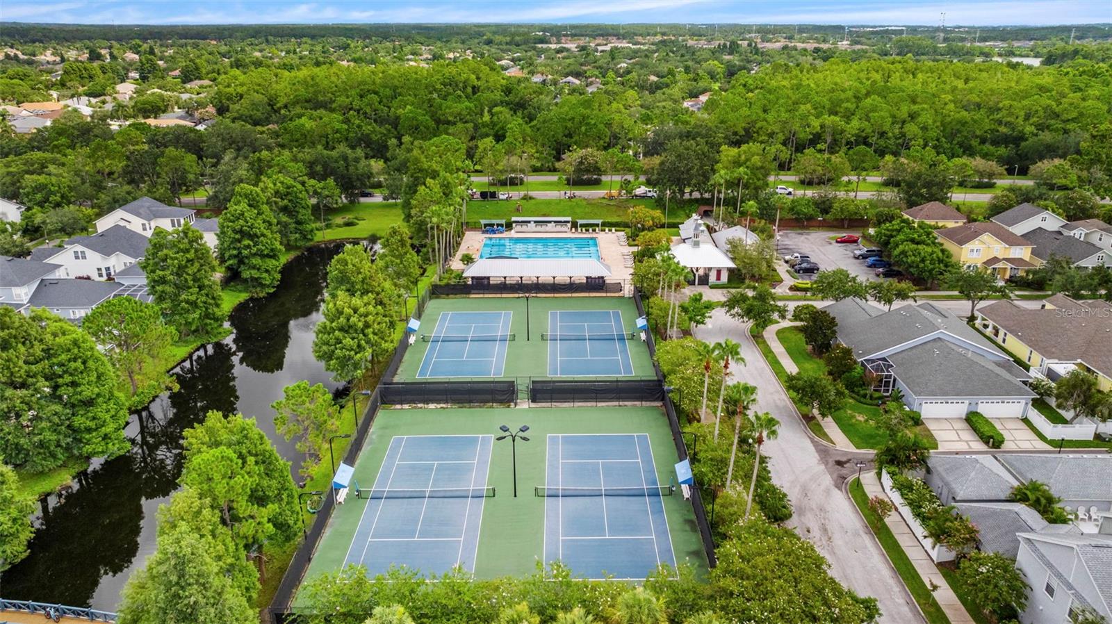 Image 90 of 99 For 9617 Greenpointe Drive