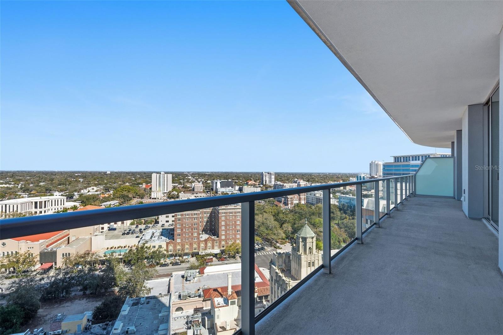 Image 2 of 28 For 400 Central Avenue 1708