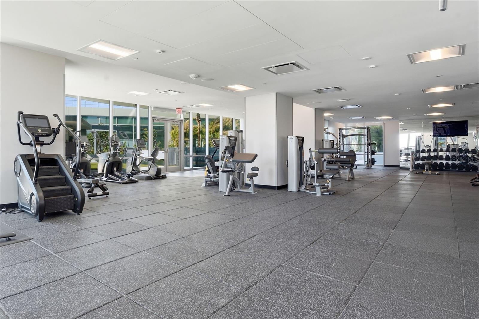 Image 25 of 28 For 400 Central Avenue 1708