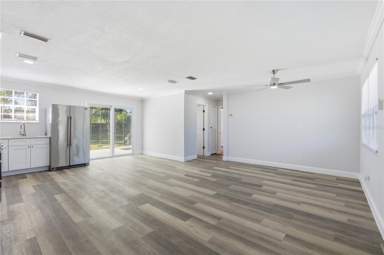 Image 5 of 31 For 8902 Norfolk Street