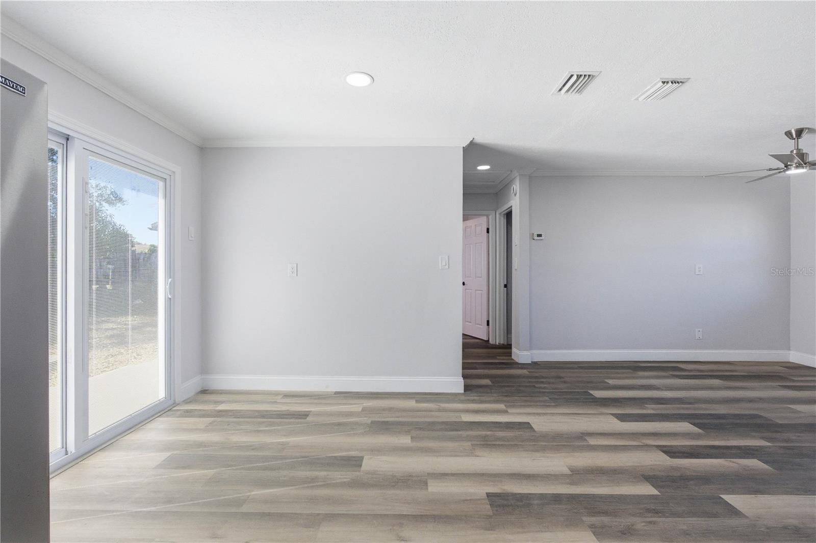 Image 7 of 31 For 8902 Norfolk Street