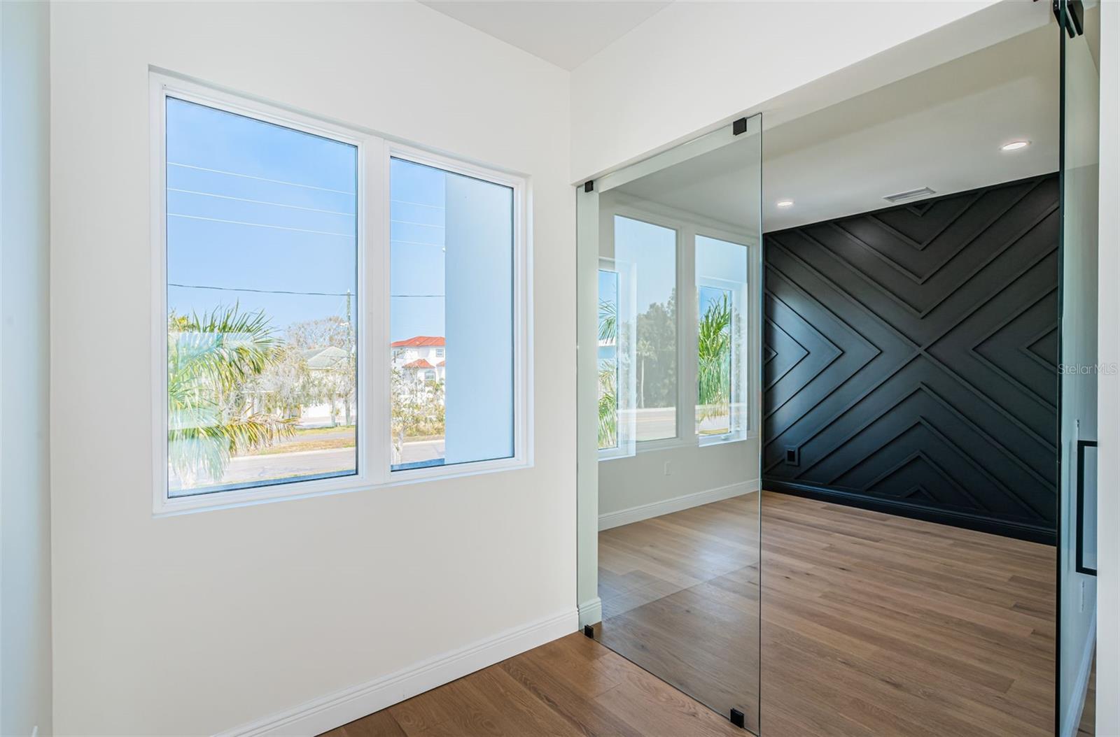 Image 21 of 36 For 7981 2nd Avenue S