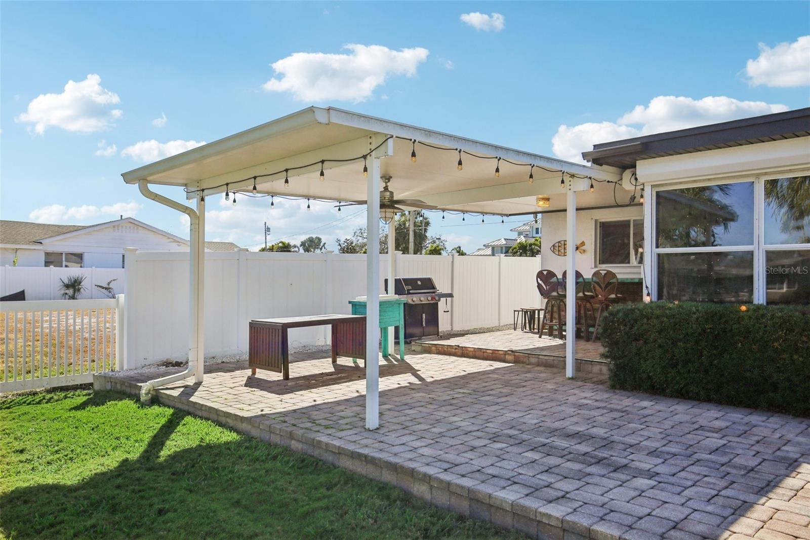 Image 35 of 39 For 3963 14th Street Ne