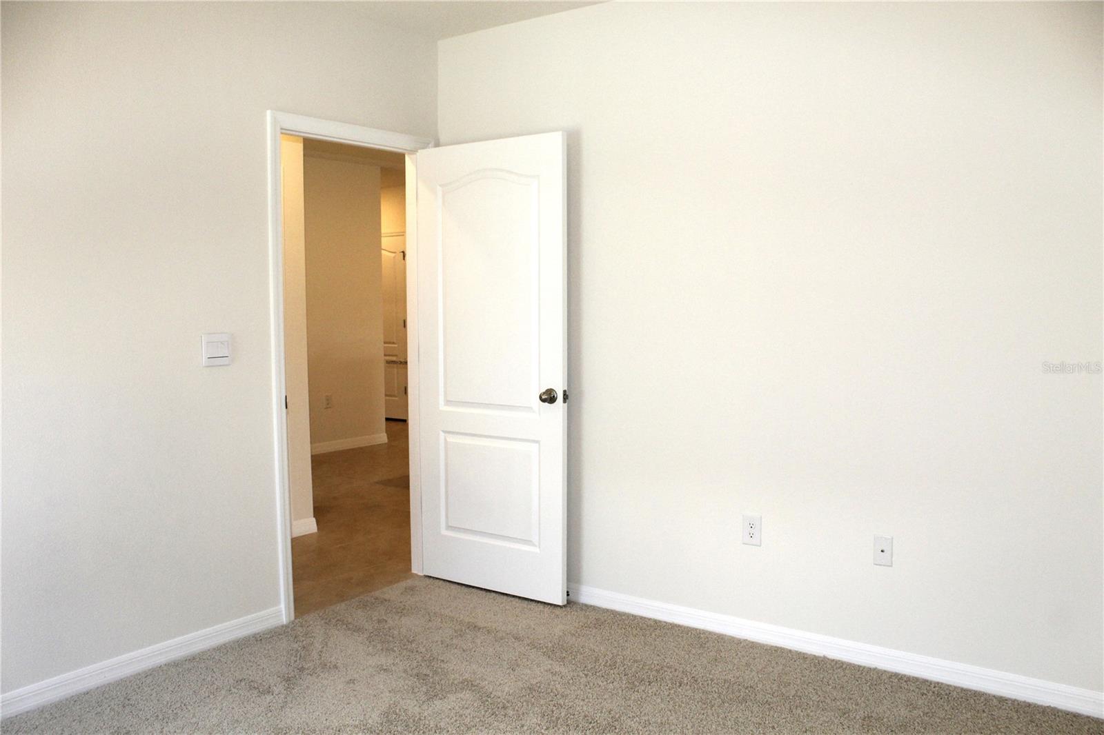 Image 21 of 35 For 2694 Sunkissed Drive