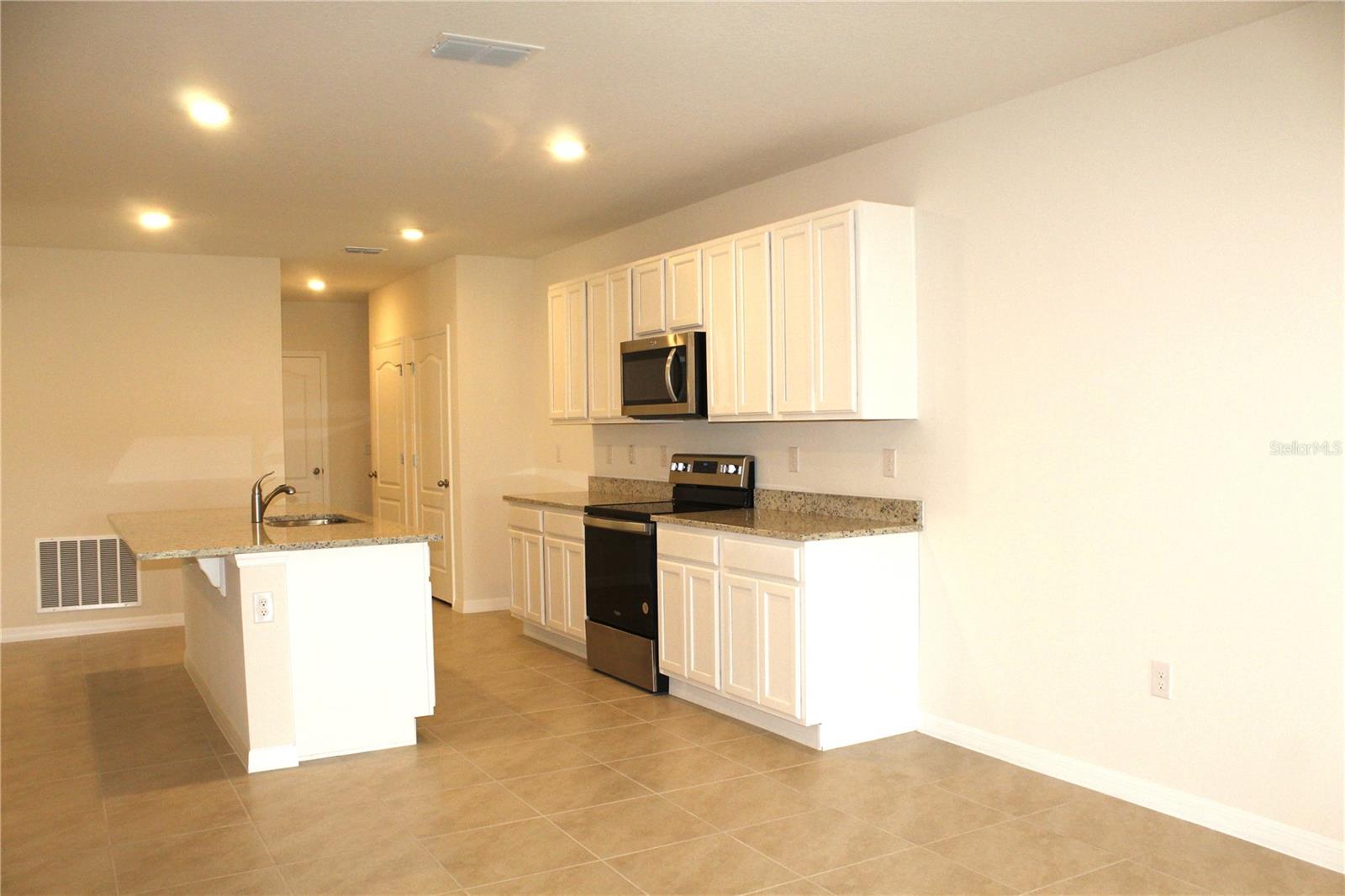 Image 5 of 35 For 2694 Sunkissed Drive