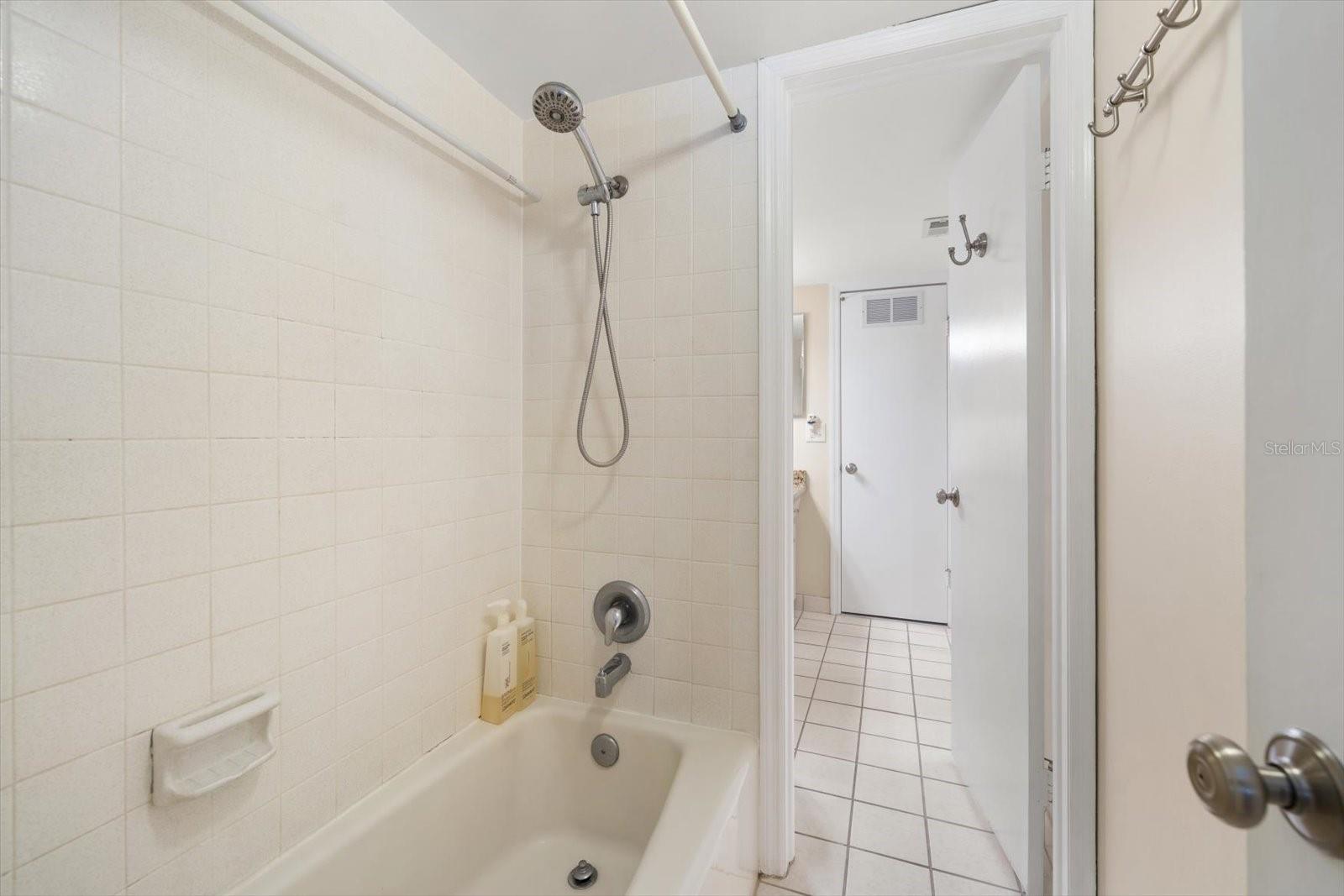 Image 28 of 49 For 60 Gulf Boulevard 201