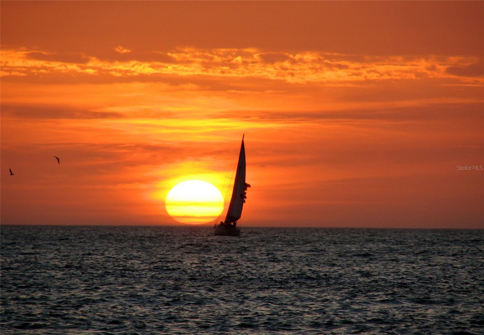 Image 39 of 49 For 60 Gulf Boulevard 201