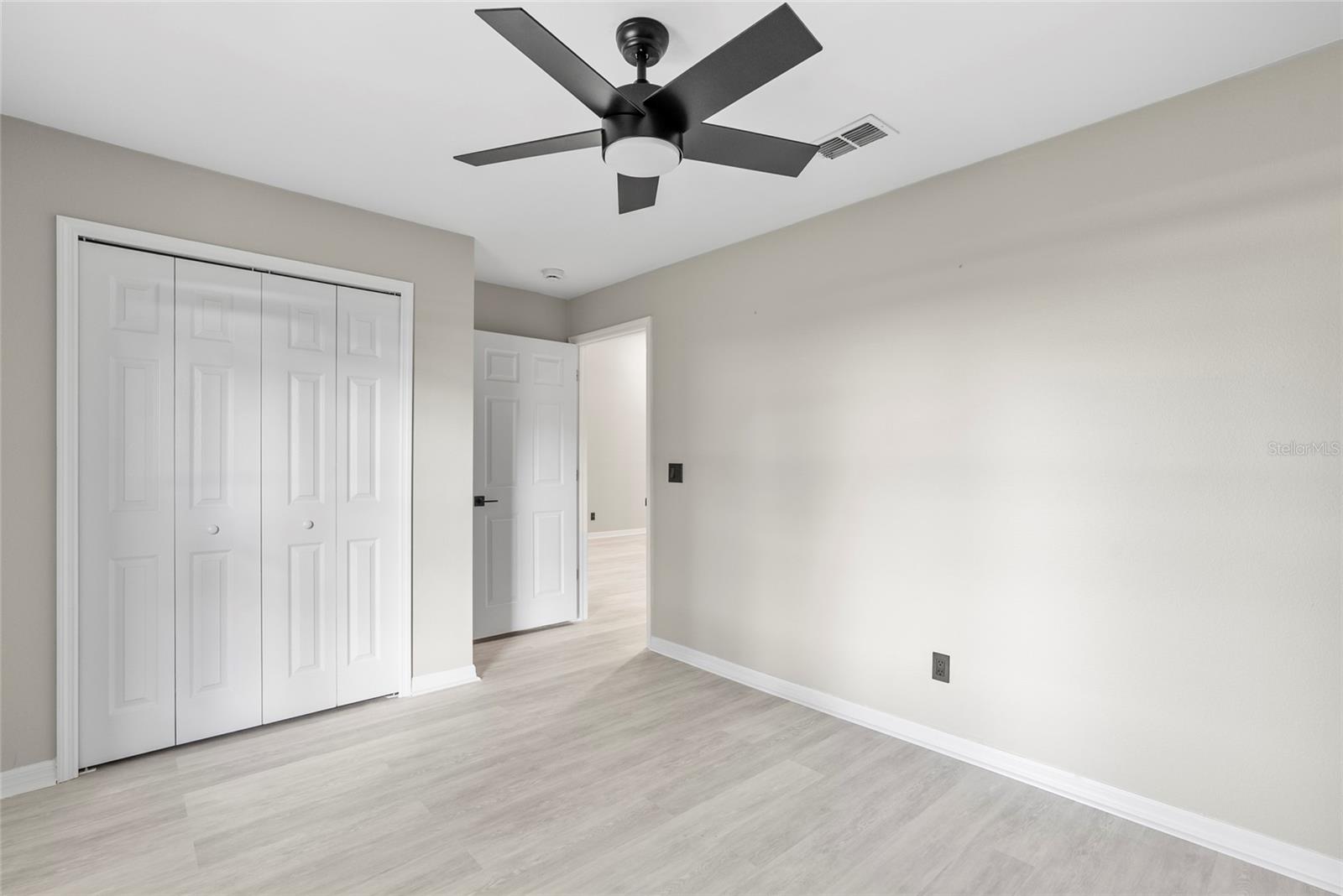 Image 18 of 30 For 1709 Powder Ridge Drive