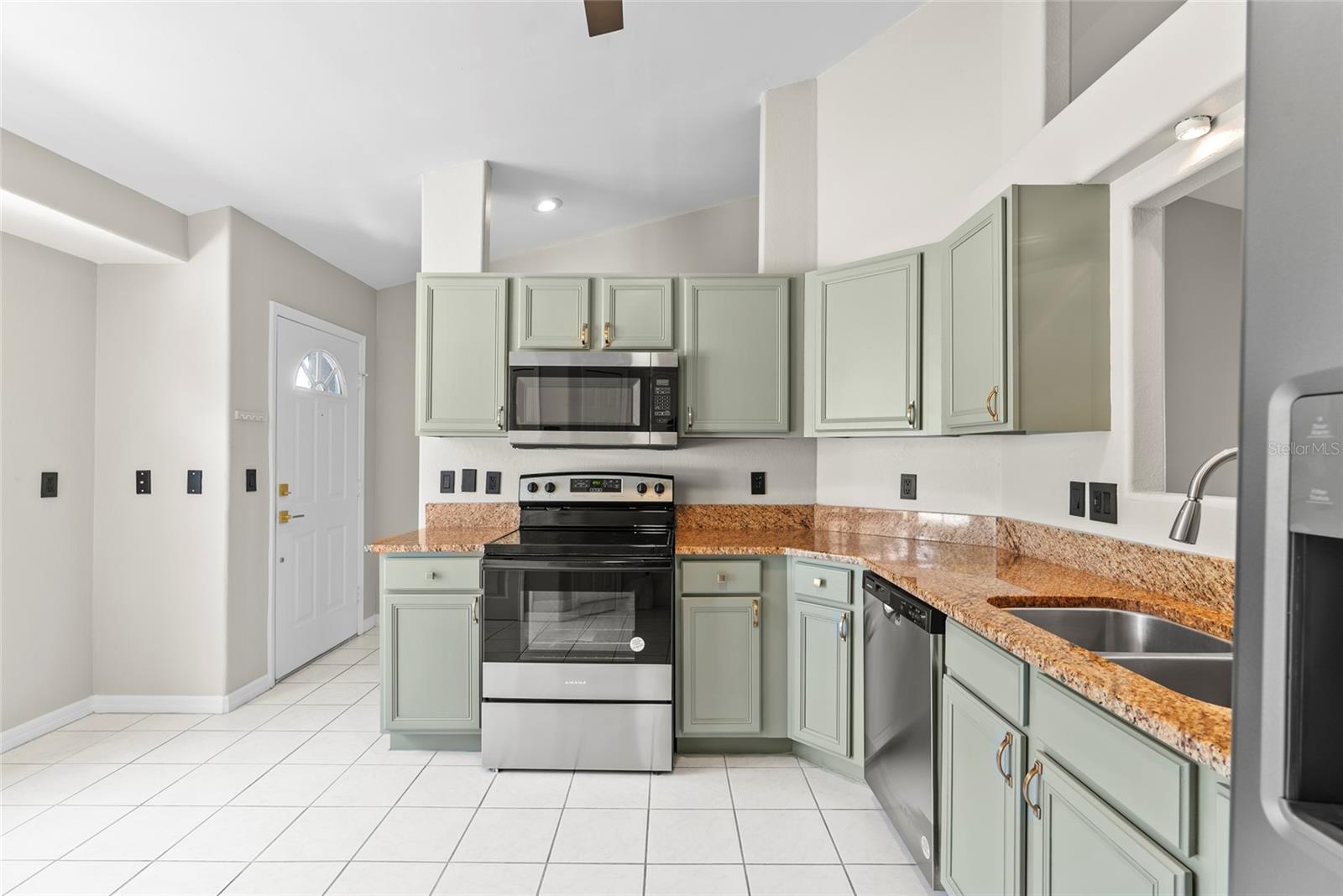 Image 5 of 30 For 1709 Powder Ridge Drive