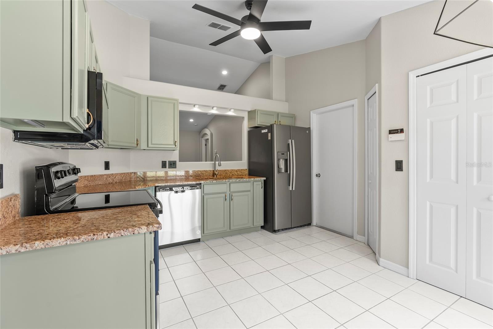 Image 6 of 30 For 1709 Powder Ridge Drive