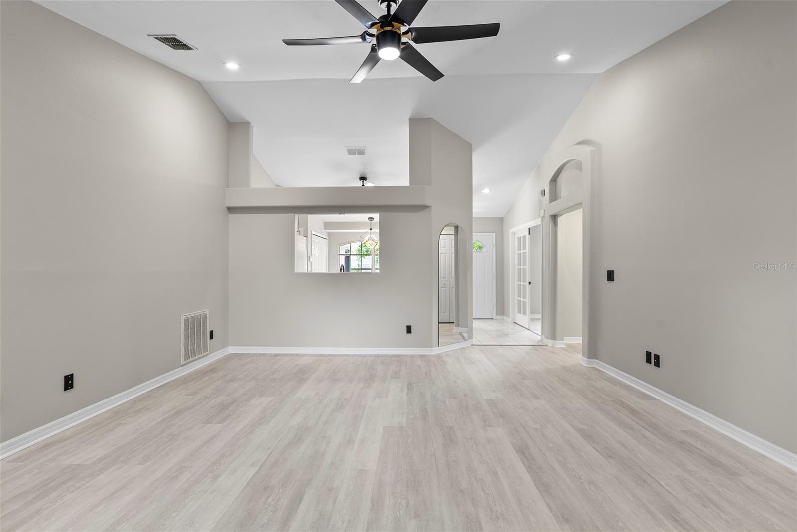 Image 8 of 30 For 1709 Powder Ridge Drive