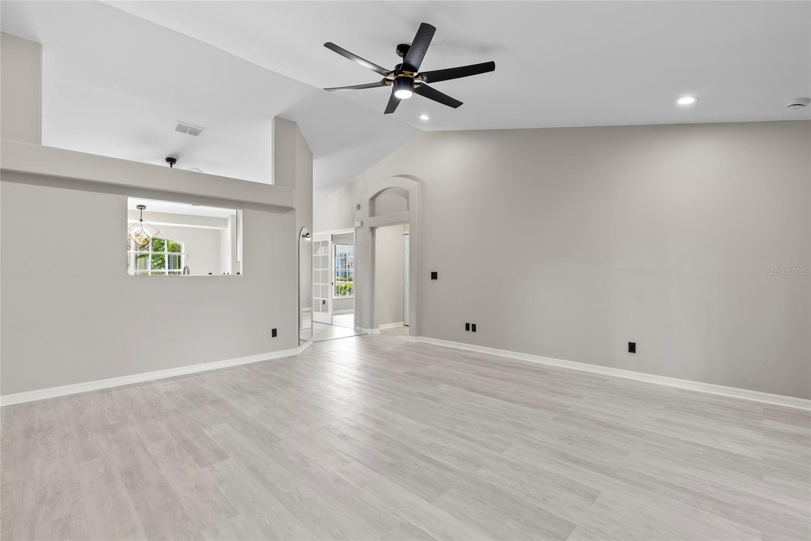 Image 9 of 30 For 1709 Powder Ridge Drive