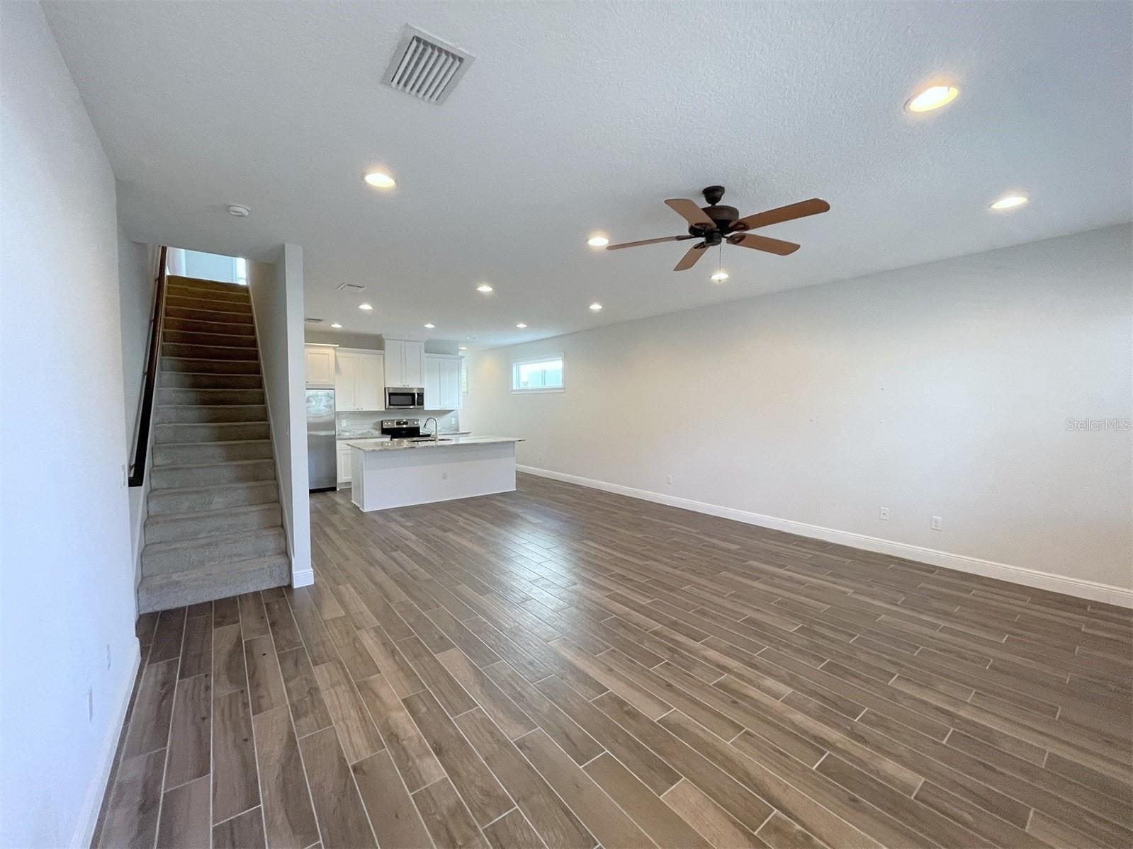 Image 5 of 23 For 2411 Fig Street 2