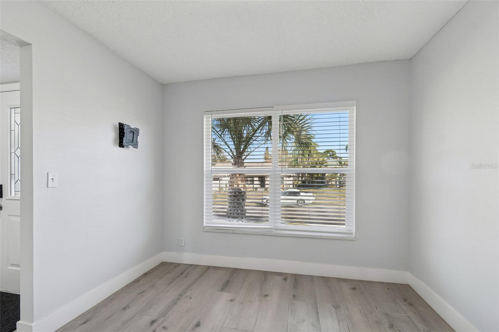 Image 23 of 59 For 3309 Briarwood Lane