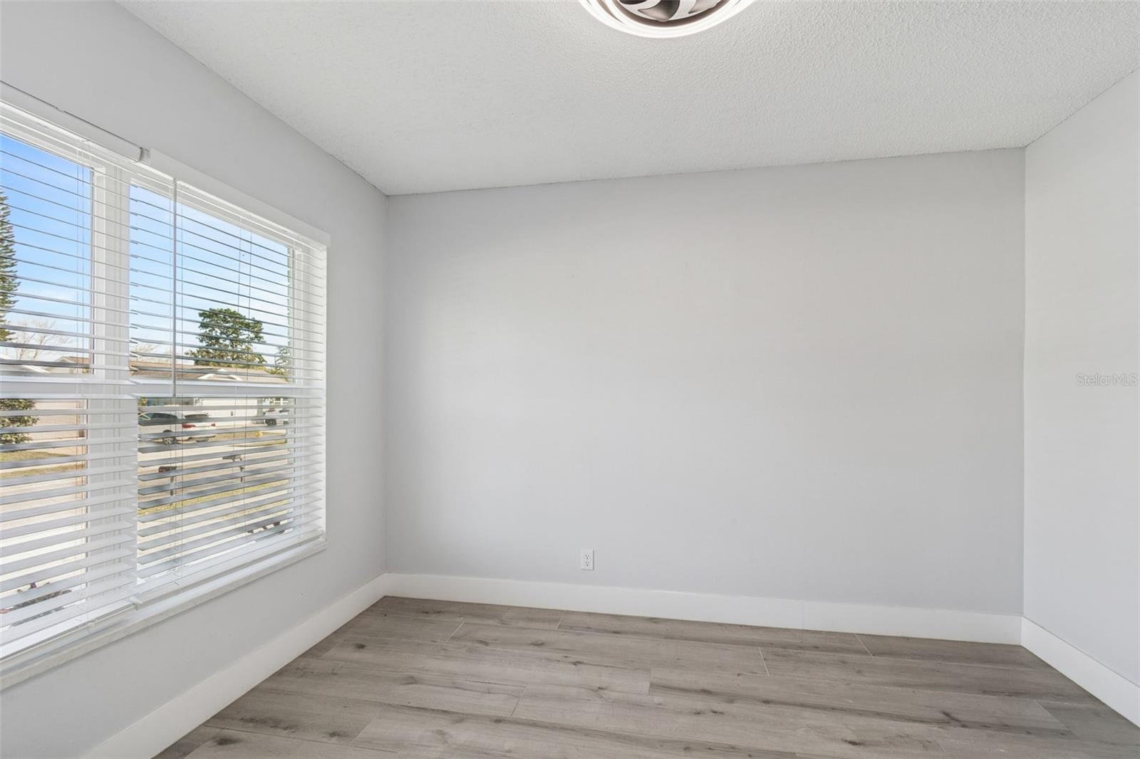 Image 24 of 59 For 3309 Briarwood Lane