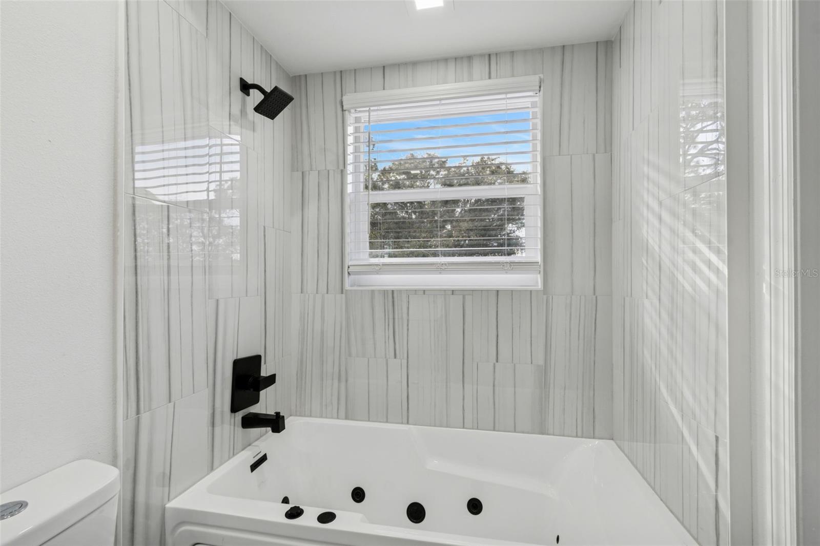 Image 37 of 59 For 3309 Briarwood Lane