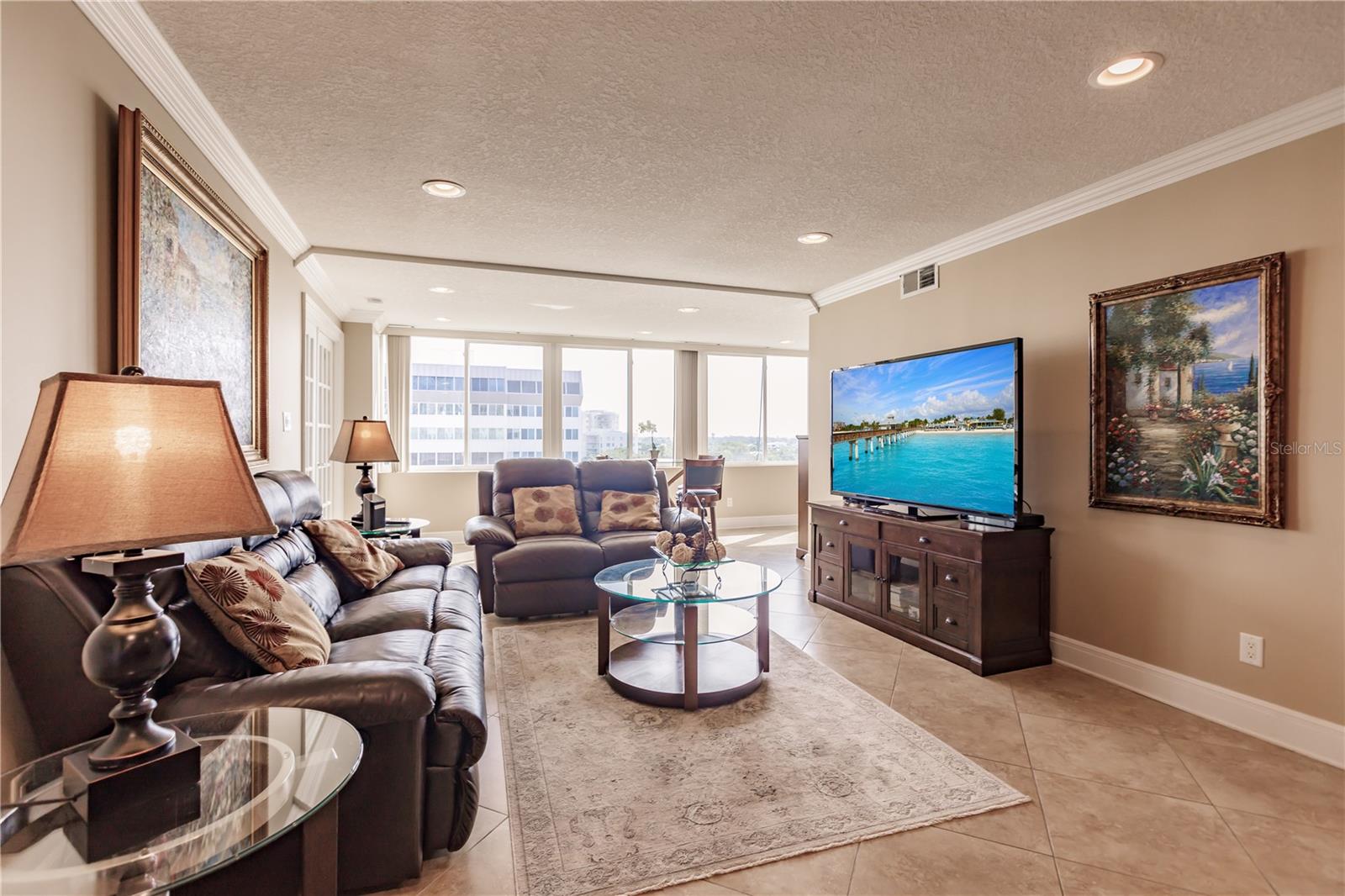 Image 10 of 24 For 1055 Peppertree Drive 606aa