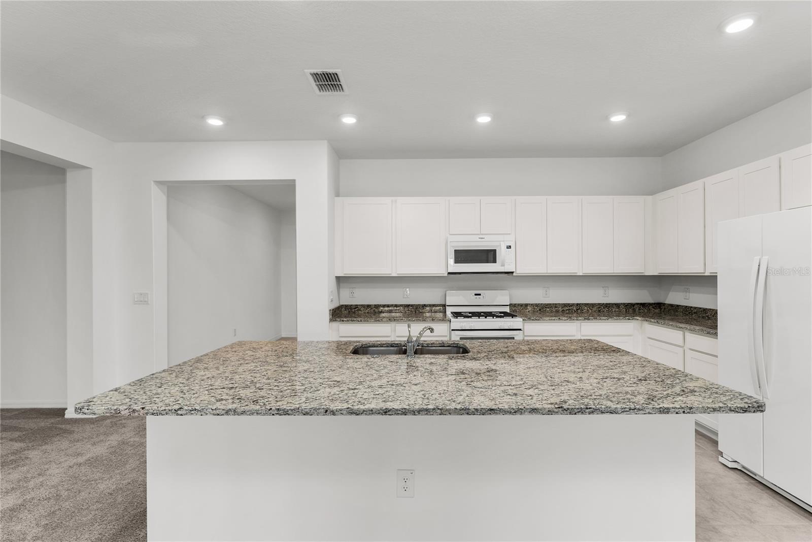 Image 7 of 36 For 7605 64th Street Road