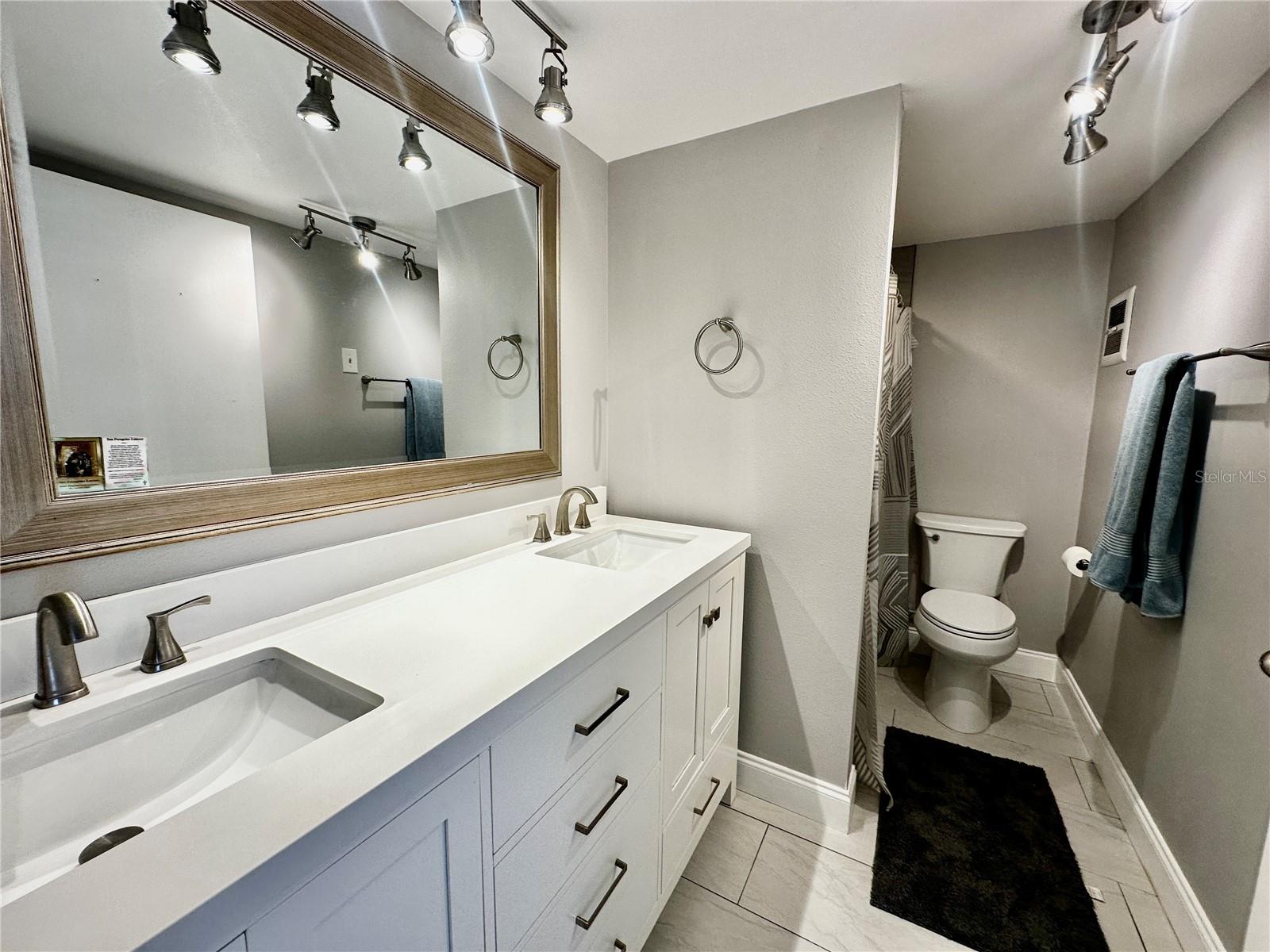 Image 20 of 60 For 10350 Imperial Point Drive W 13