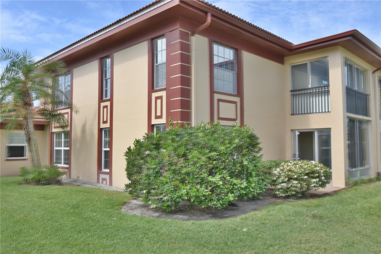 Image 27 of 60 For 10350 Imperial Point Drive W 13