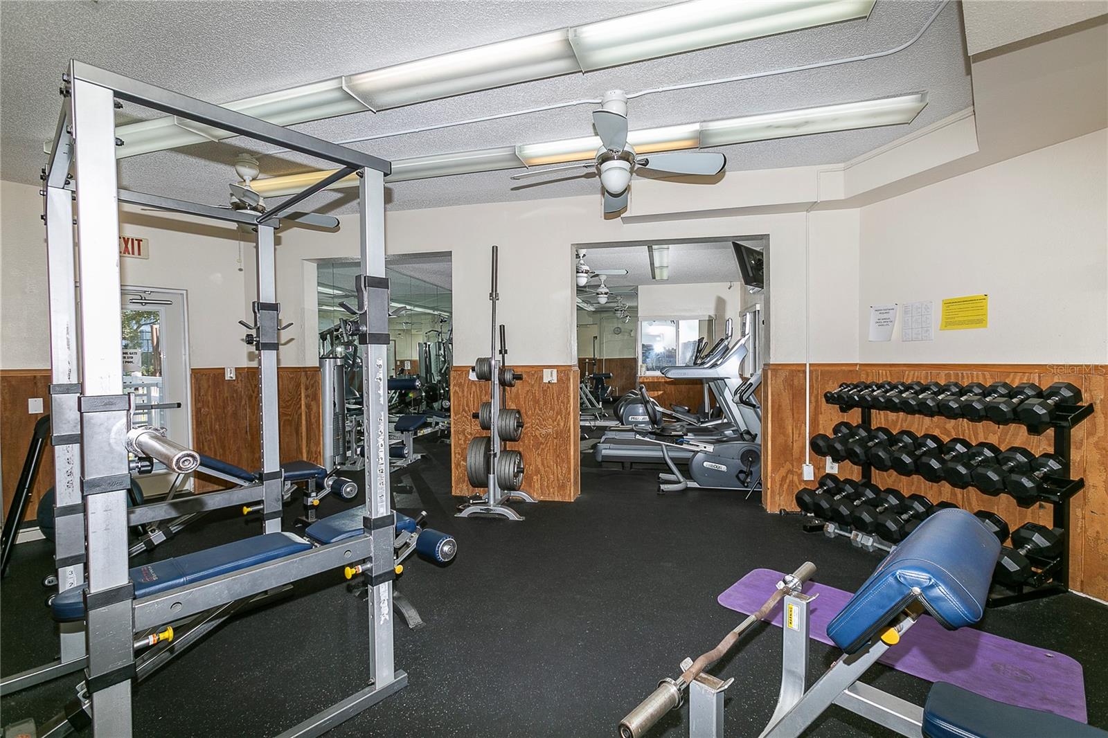 Image 48 of 60 For 10350 Imperial Point Drive W 13