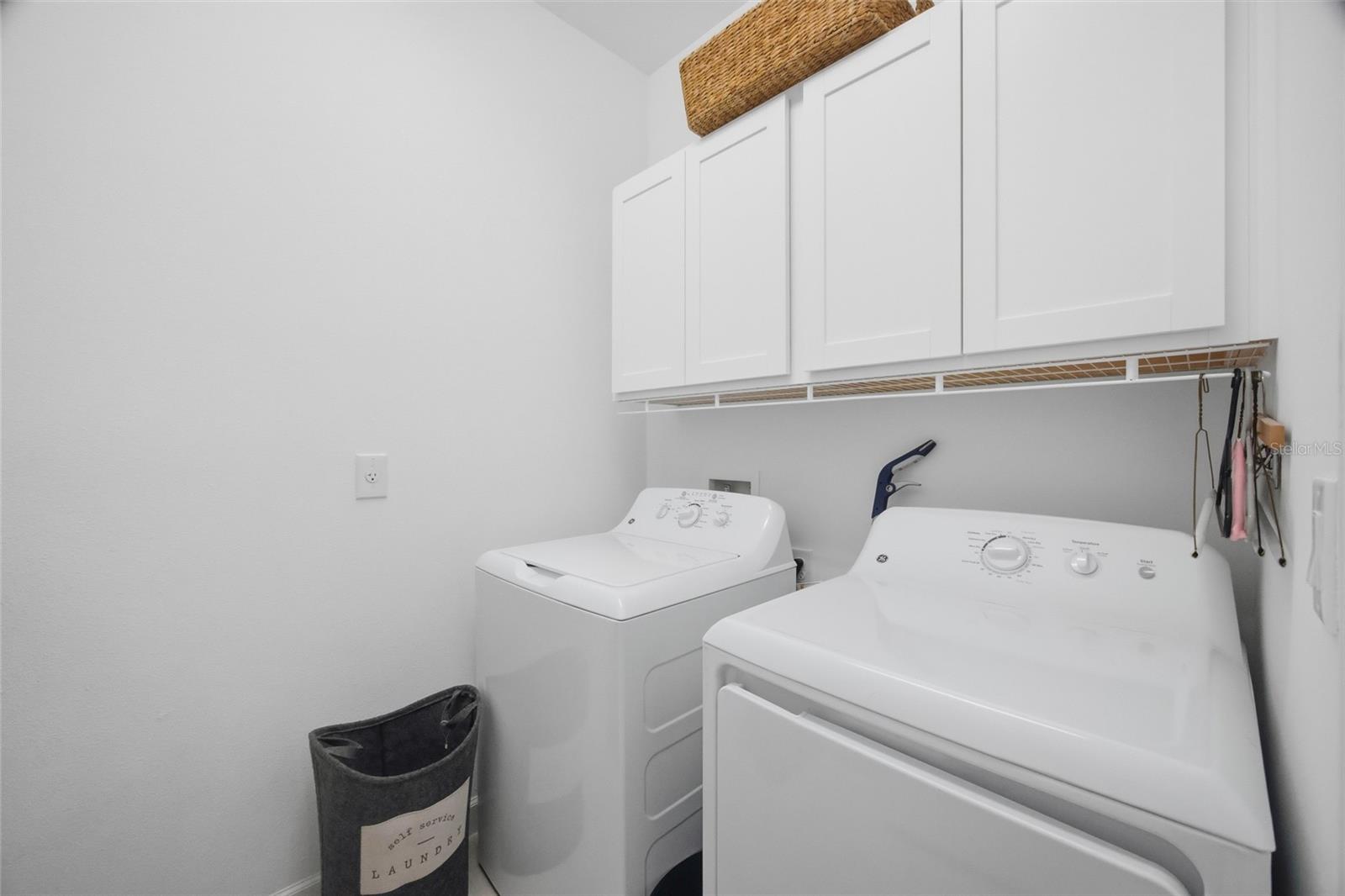 Image 21 of 44 For 16816 Shell Bay Drive