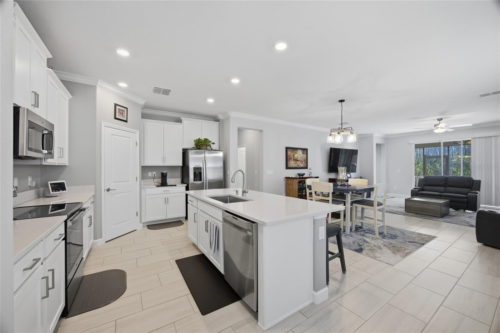 Image 8 of 44 For 16816 Shell Bay Drive