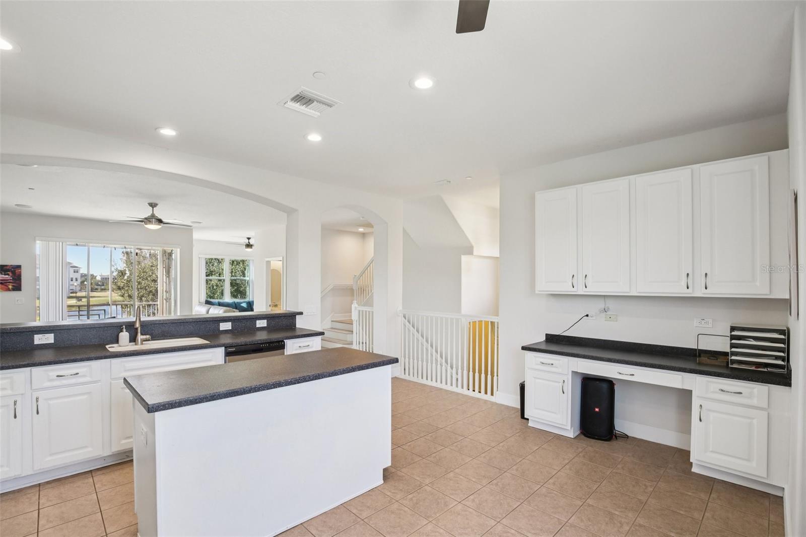 Image 11 of 36 For 7084 Conch Boulevard