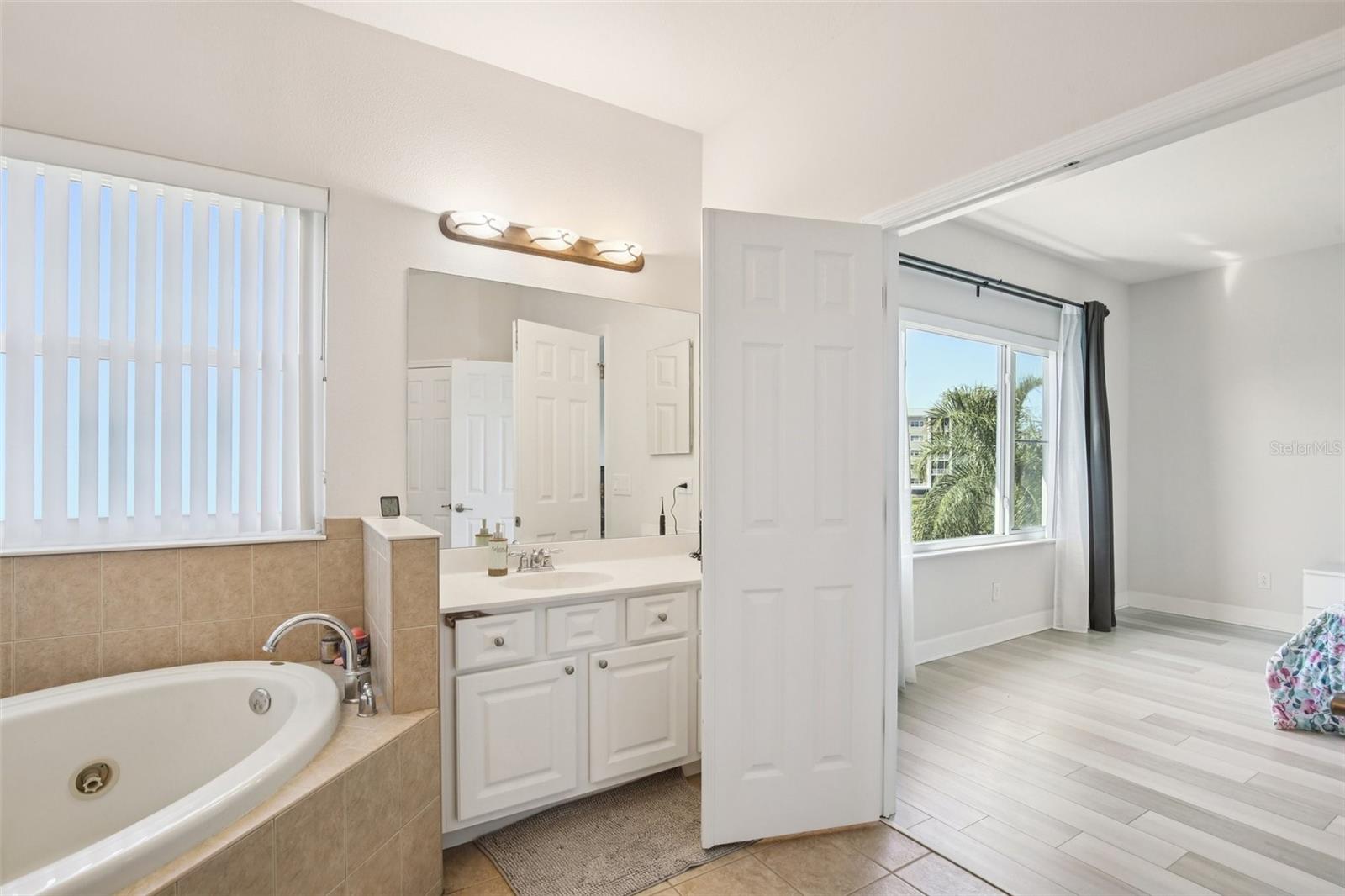 Image 21 of 36 For 7084 Conch Boulevard