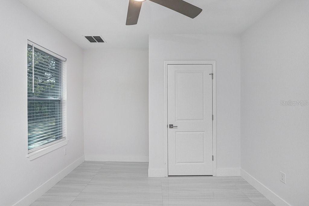 Image 13 of 42 For 10932 Carlton Fields Drive