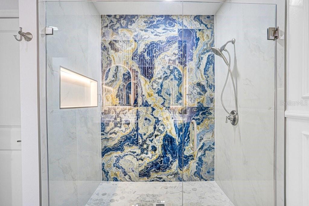 Image 21 of 42 For 10932 Carlton Fields Drive