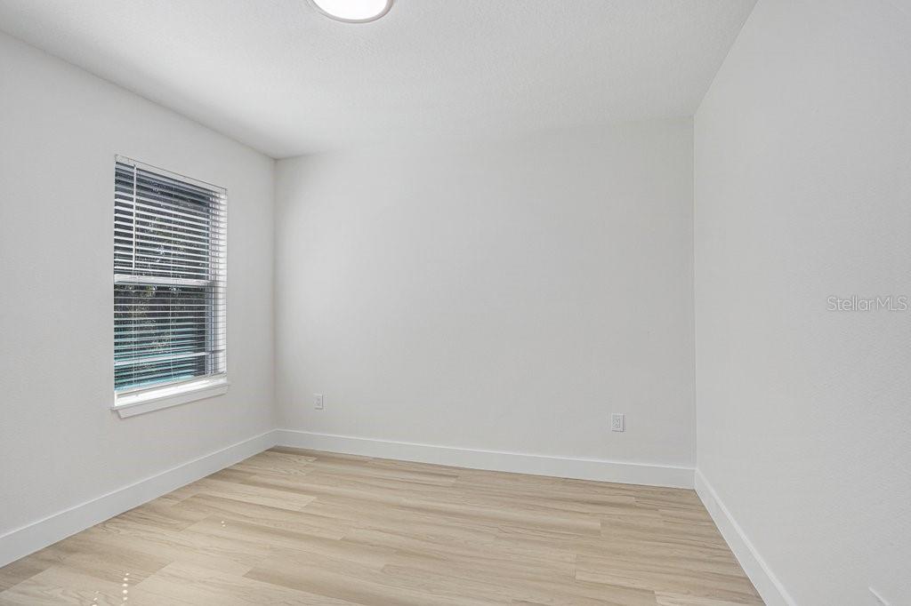 Image 25 of 42 For 10932 Carlton Fields Drive