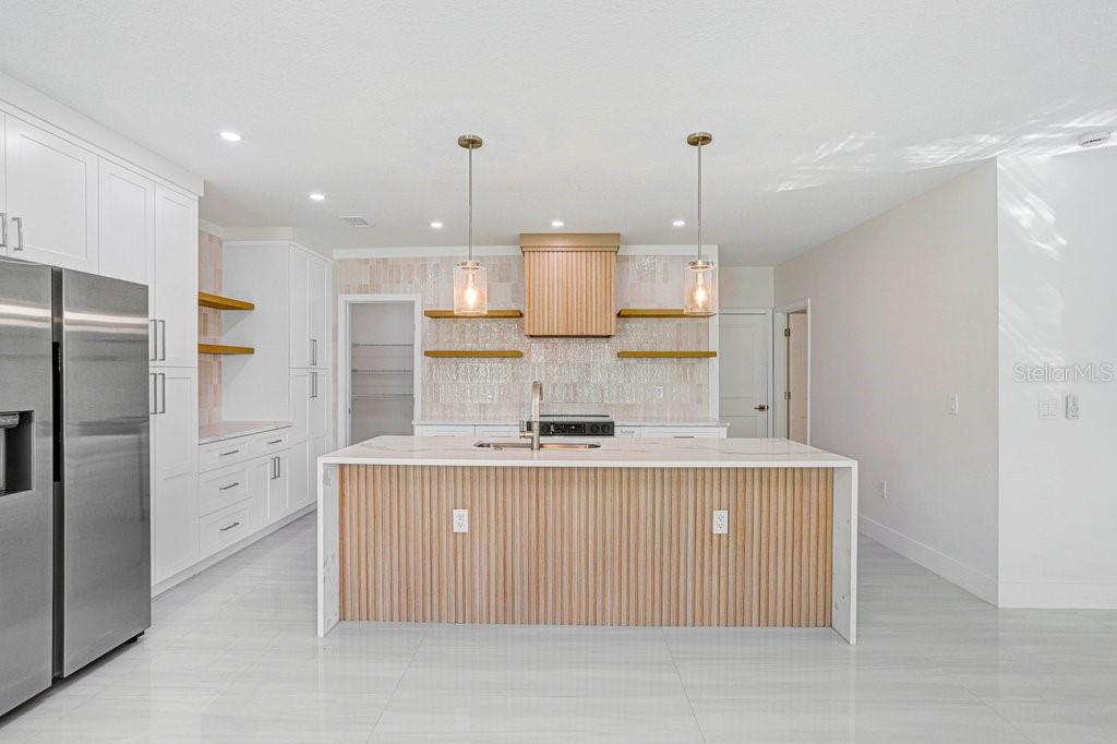 Image 7 of 42 For 10932 Carlton Fields Drive