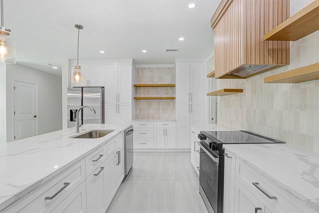 Image 9 of 42 For 10932 Carlton Fields Drive