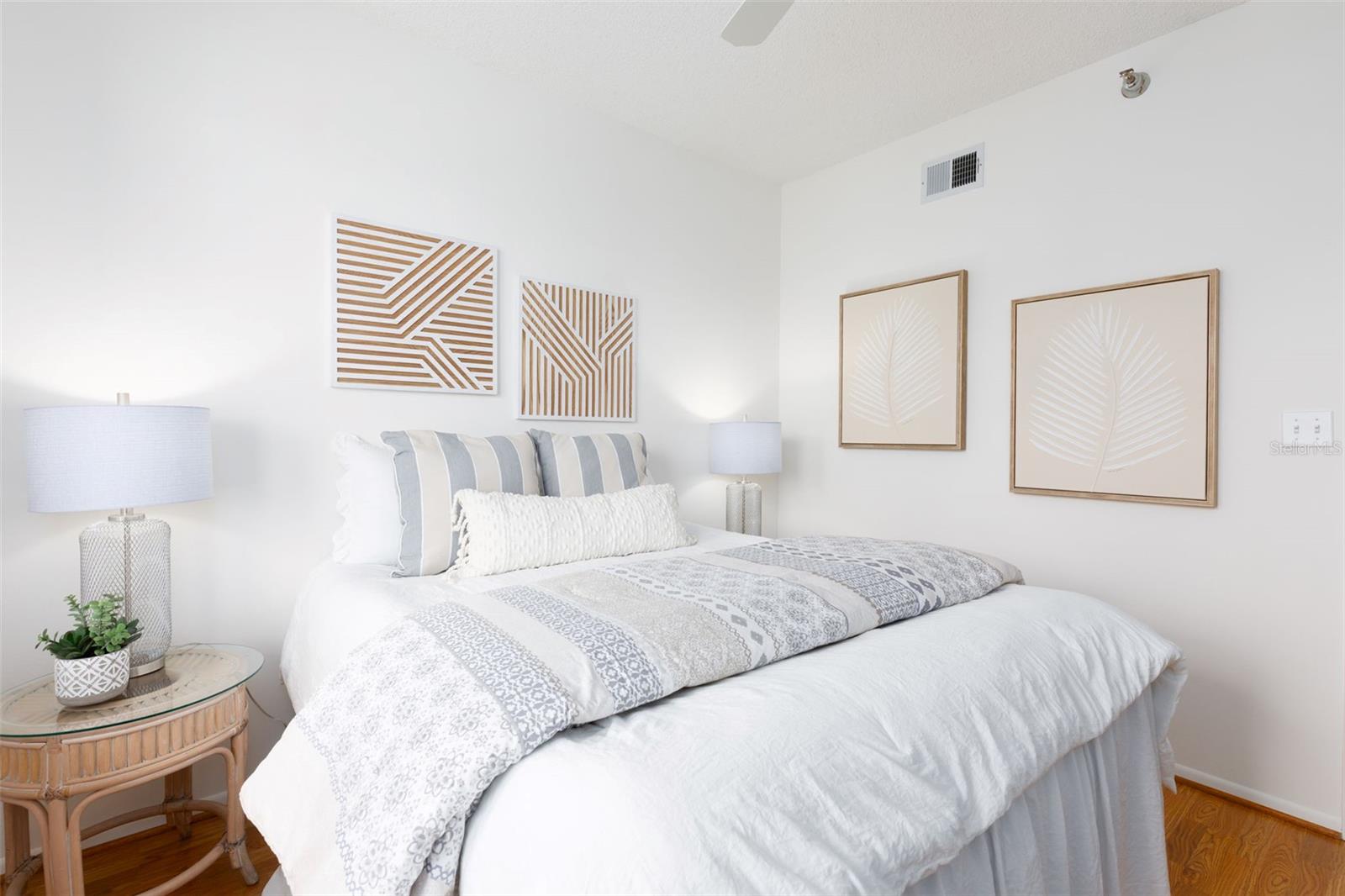 Image 22 of 53 For 8000 Sailboat Key Boulevard S 202