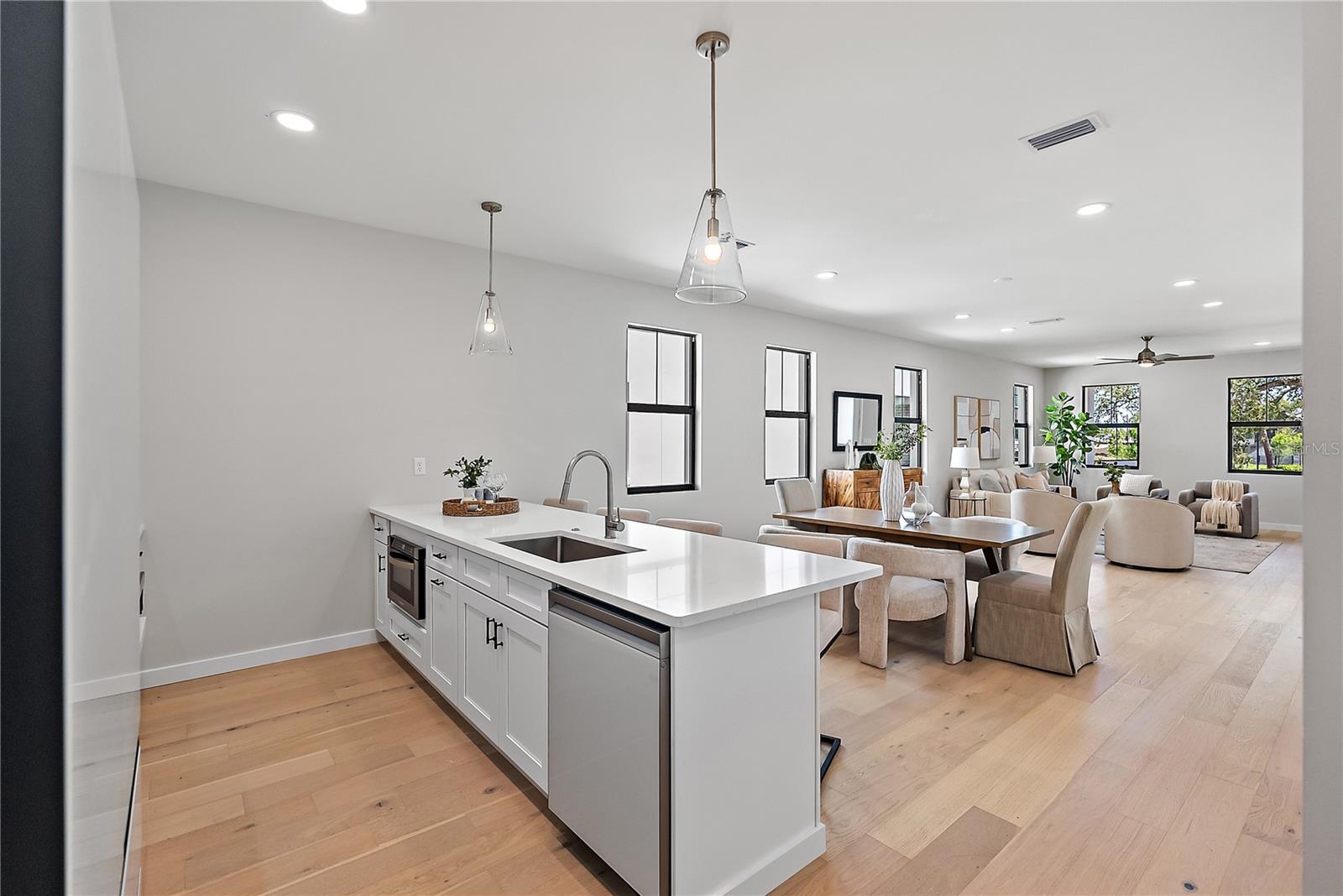 Image 13 of 32 For 429 11th Avenue S