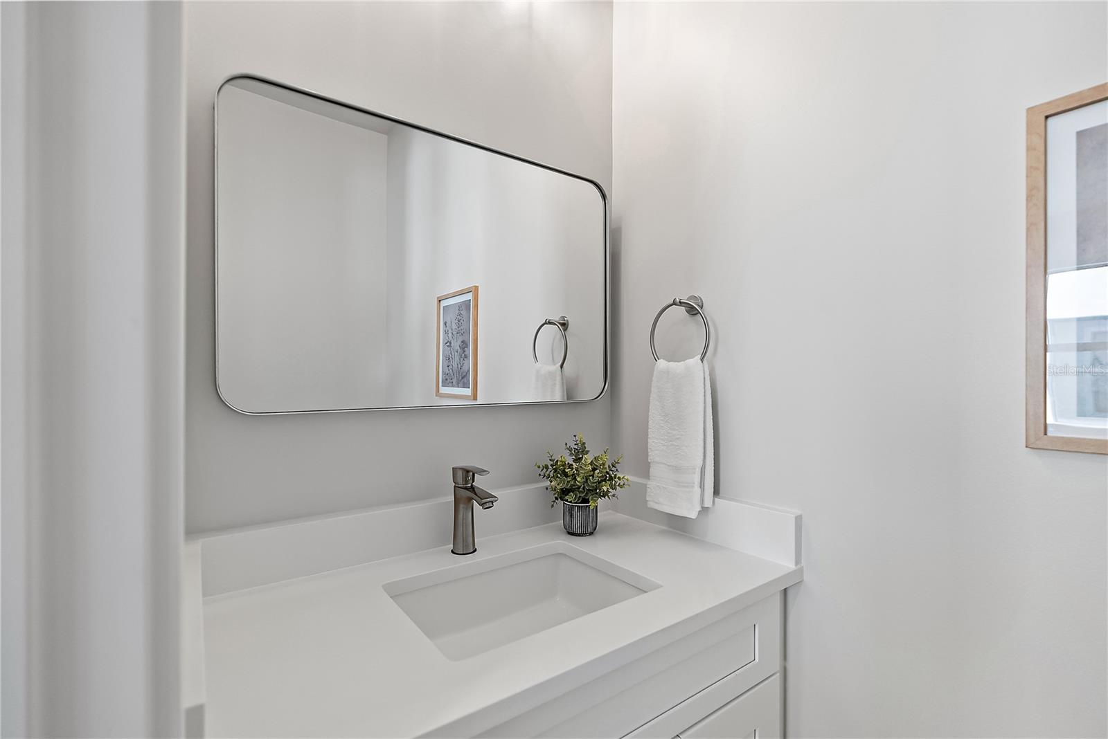 Image 14 of 32 For 429 11th Avenue S