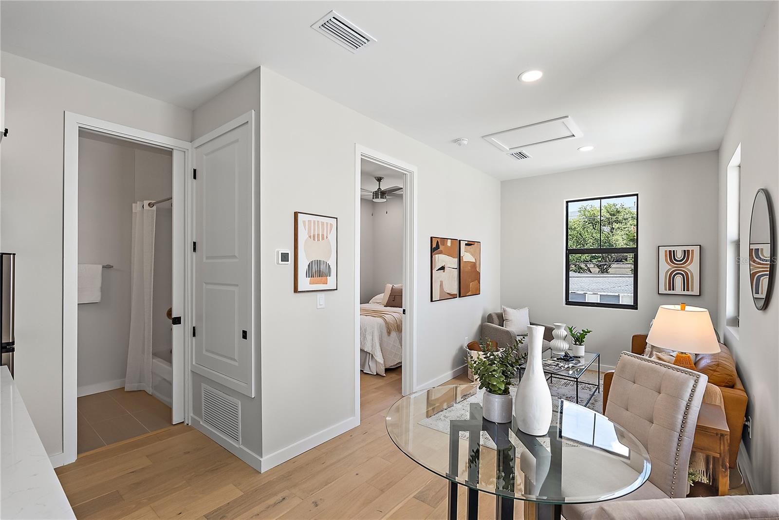 Image 28 of 32 For 429 11th Avenue S