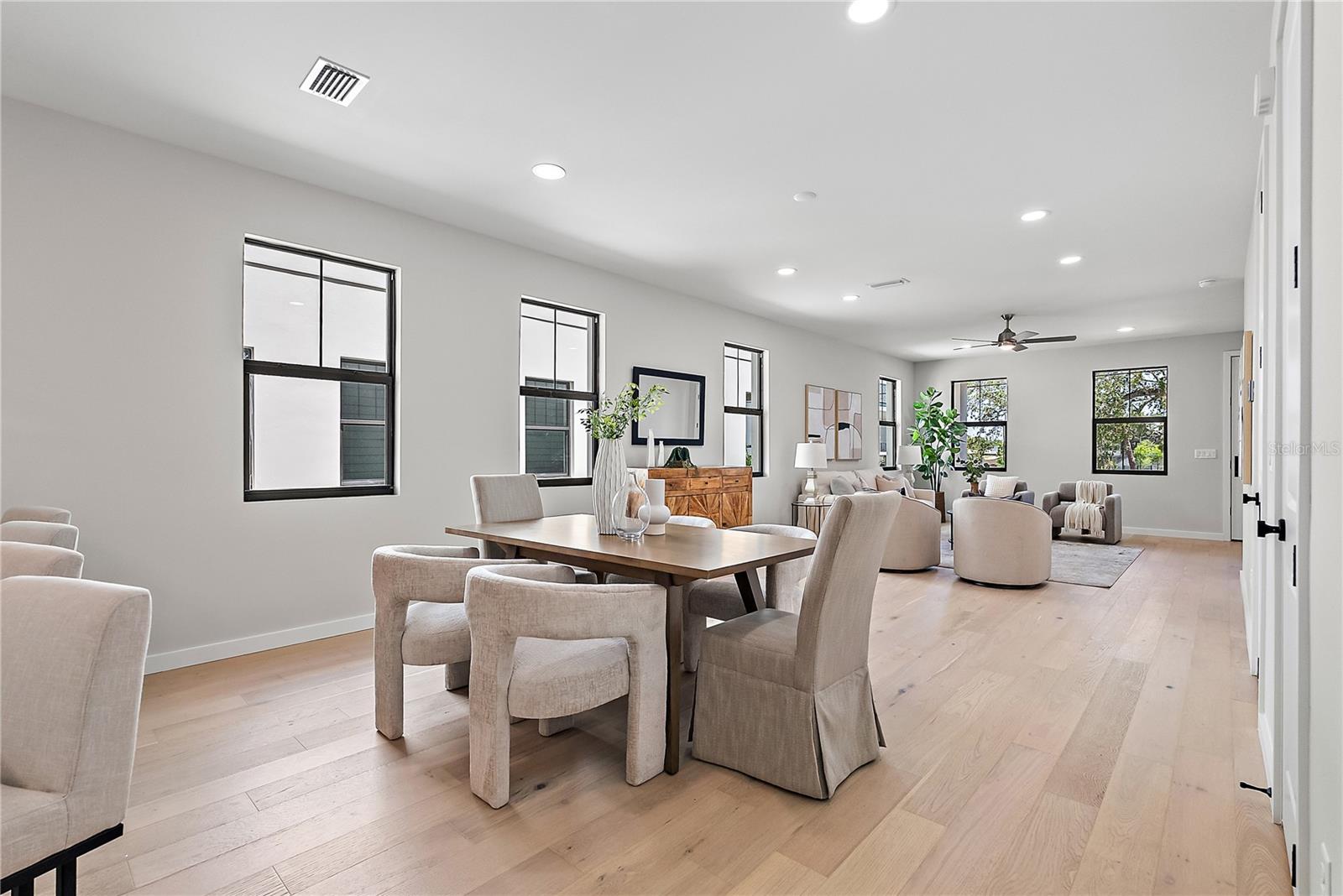 Image 8 of 32 For 429 11th Avenue S