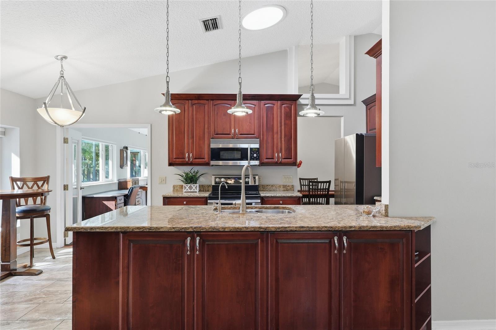 Image 10 of 30 For 3488 Ridge Boulevard