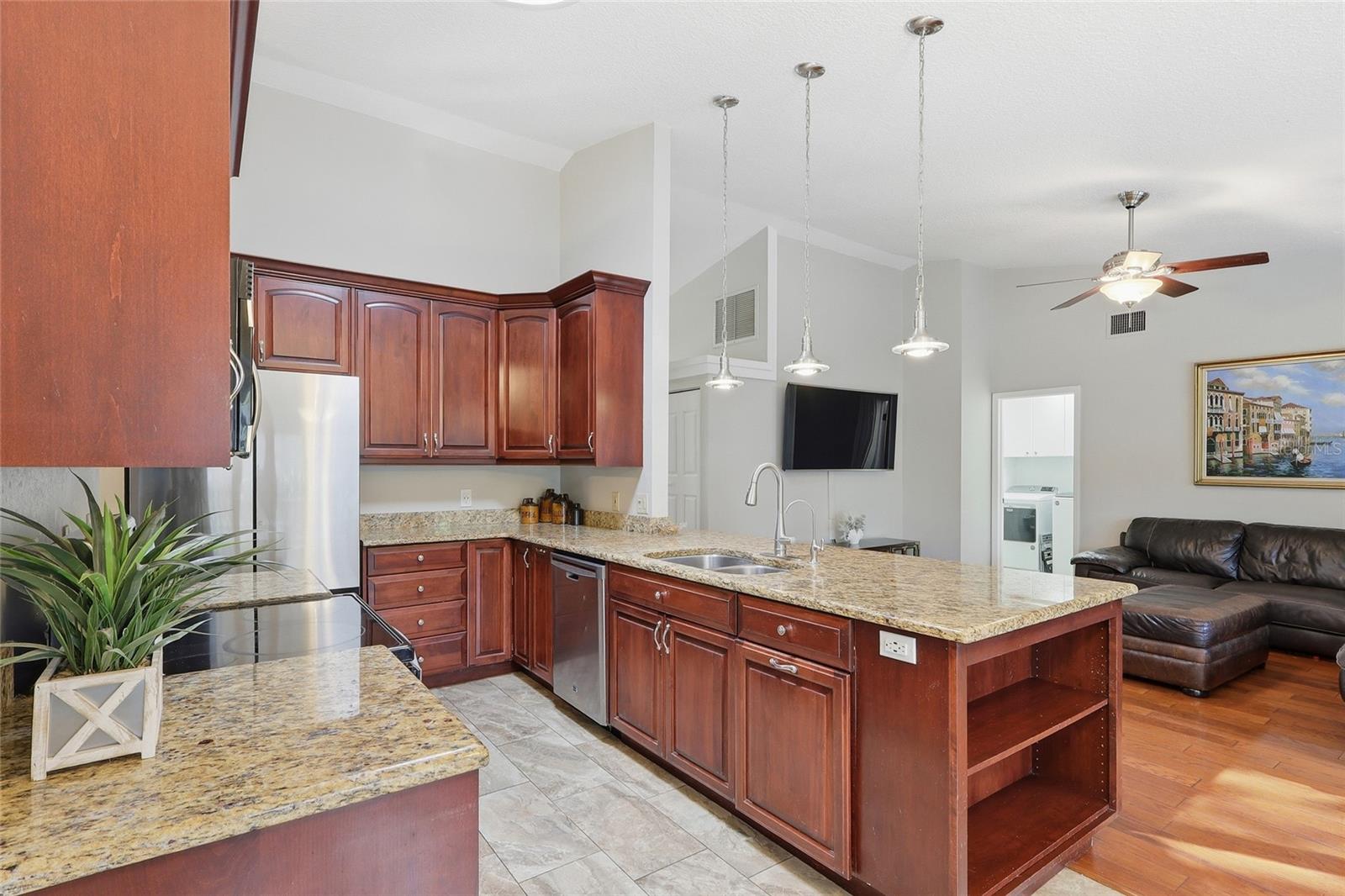 Image 9 of 30 For 3488 Ridge Boulevard