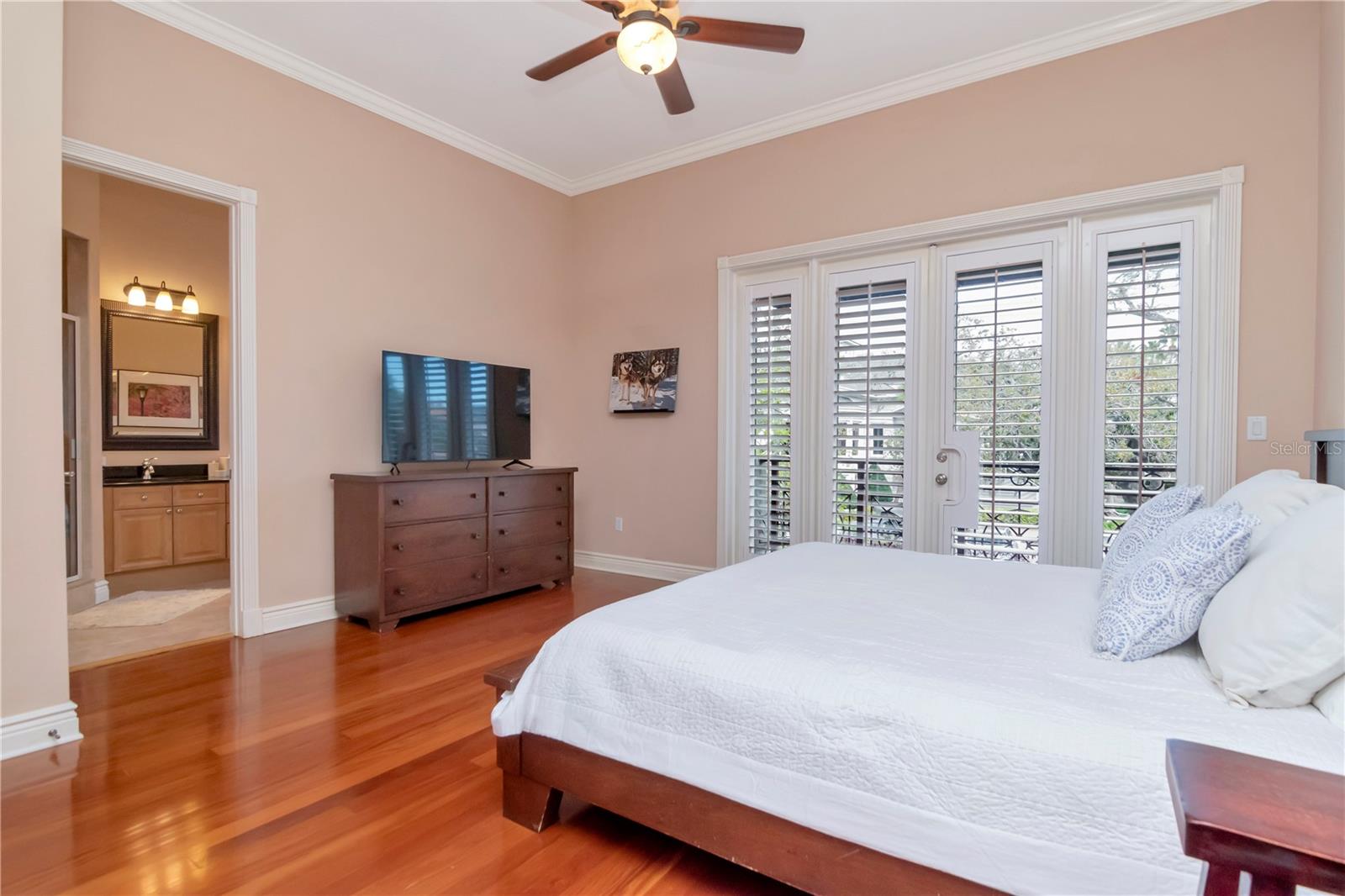 Image 22 of 36 For 4907 Bayshore Boulevard 103