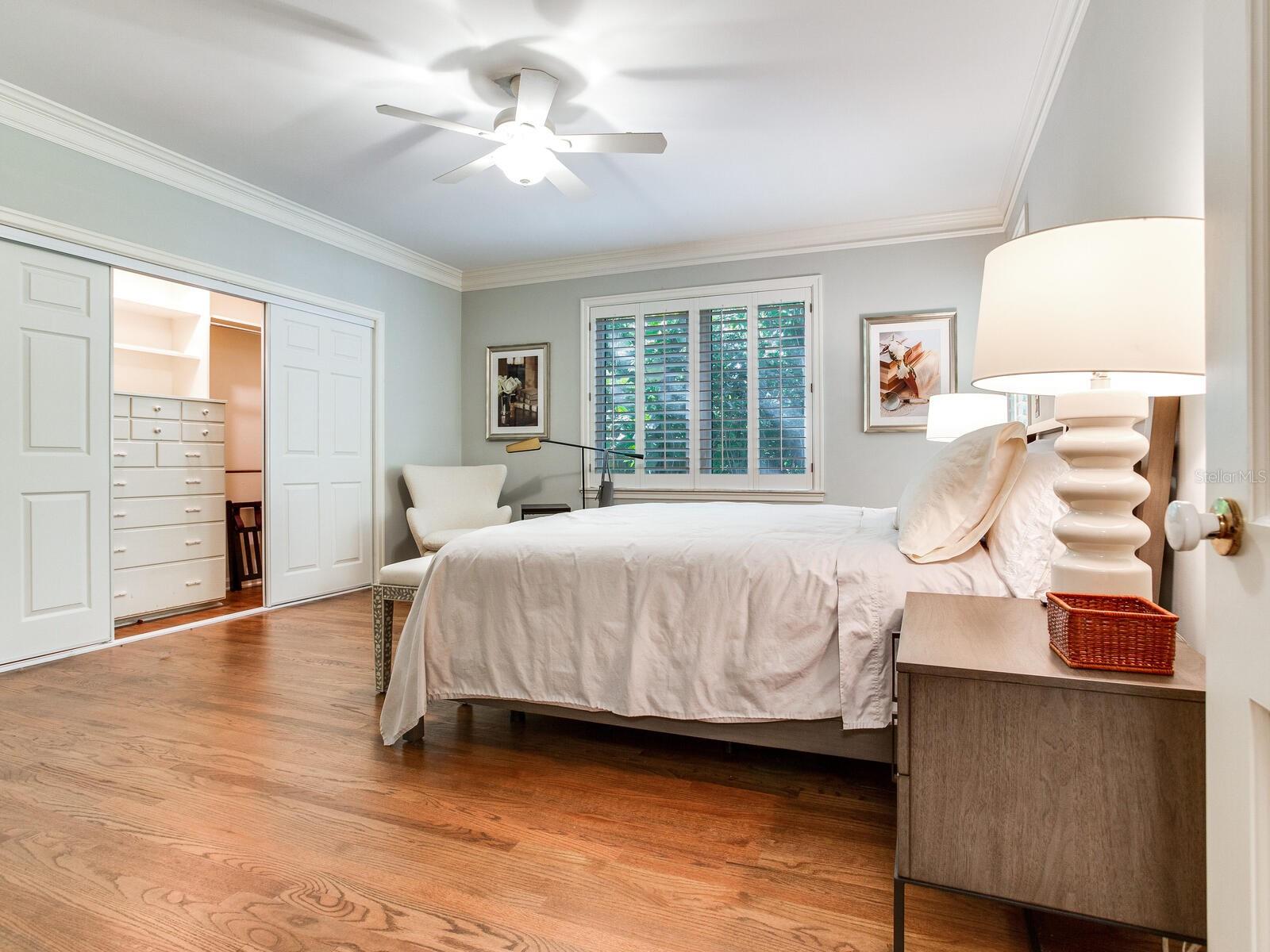 Image 30 of 48 For 3401 Almeria Avenue