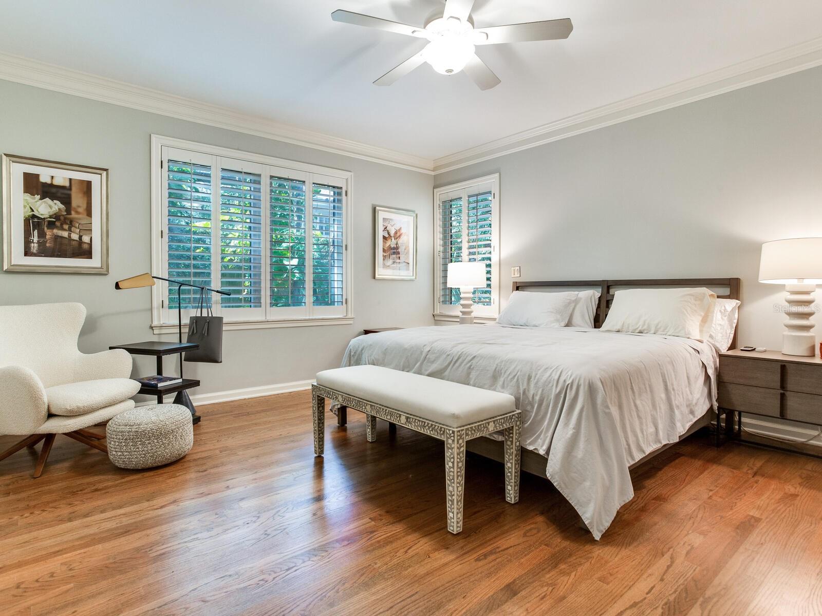 Image 32 of 48 For 3401 Almeria Avenue