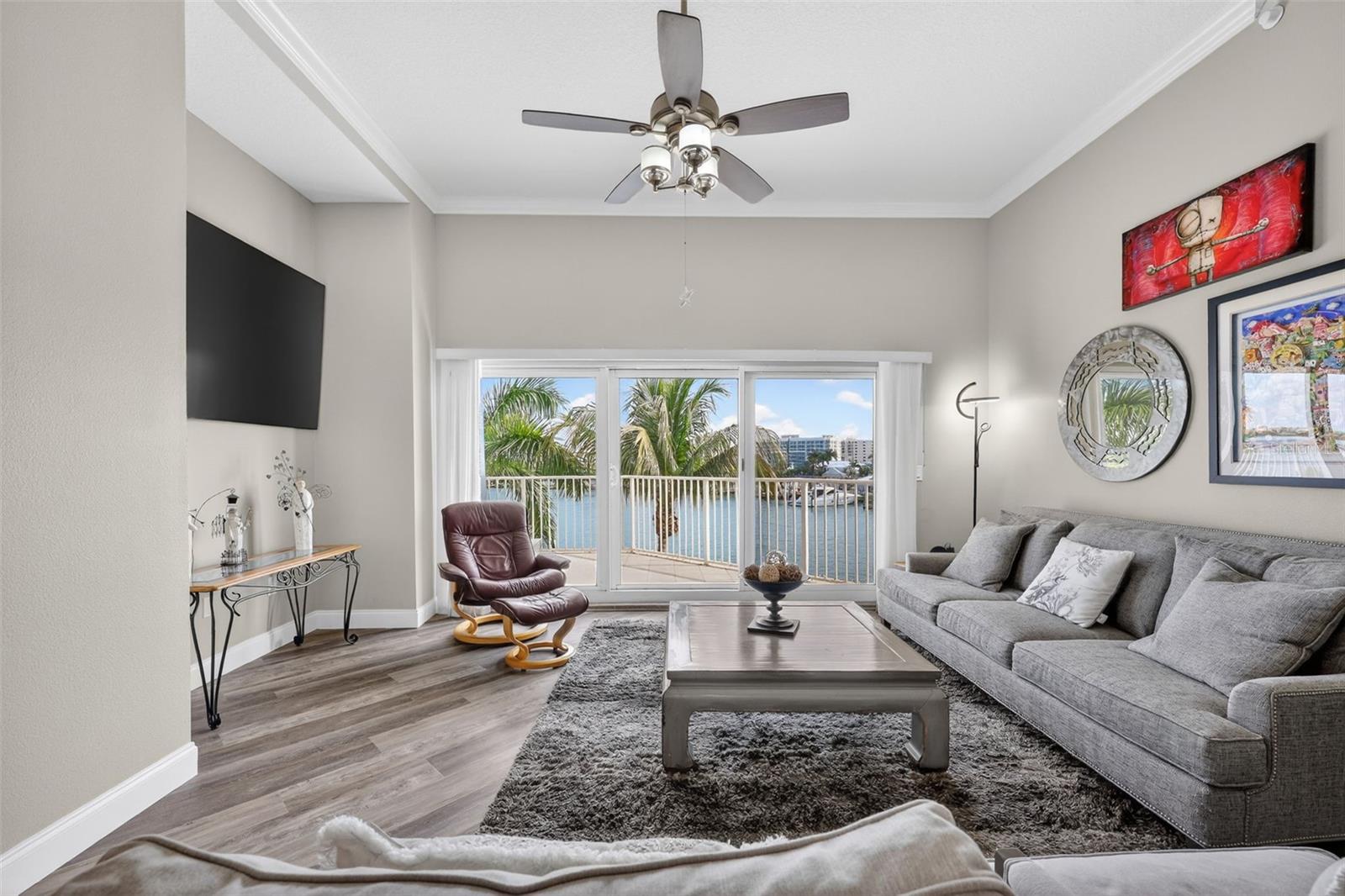 Image 14 of 52 For 205 Brightwater Drive 202