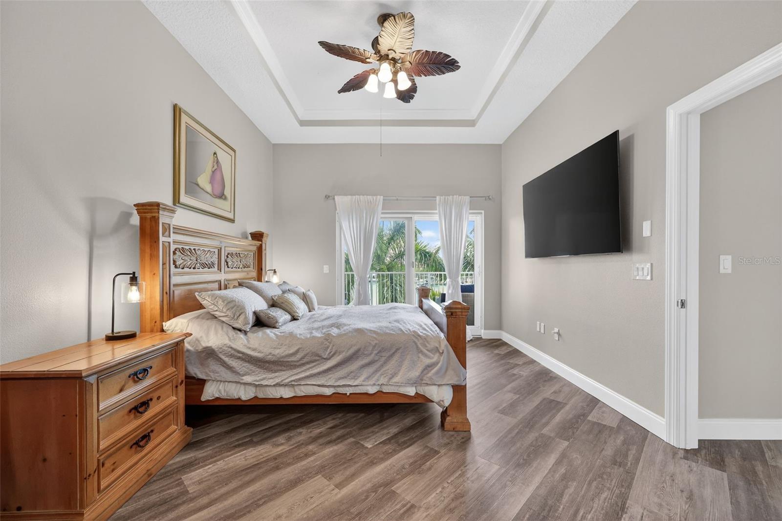 Image 34 of 52 For 205 Brightwater Drive 202