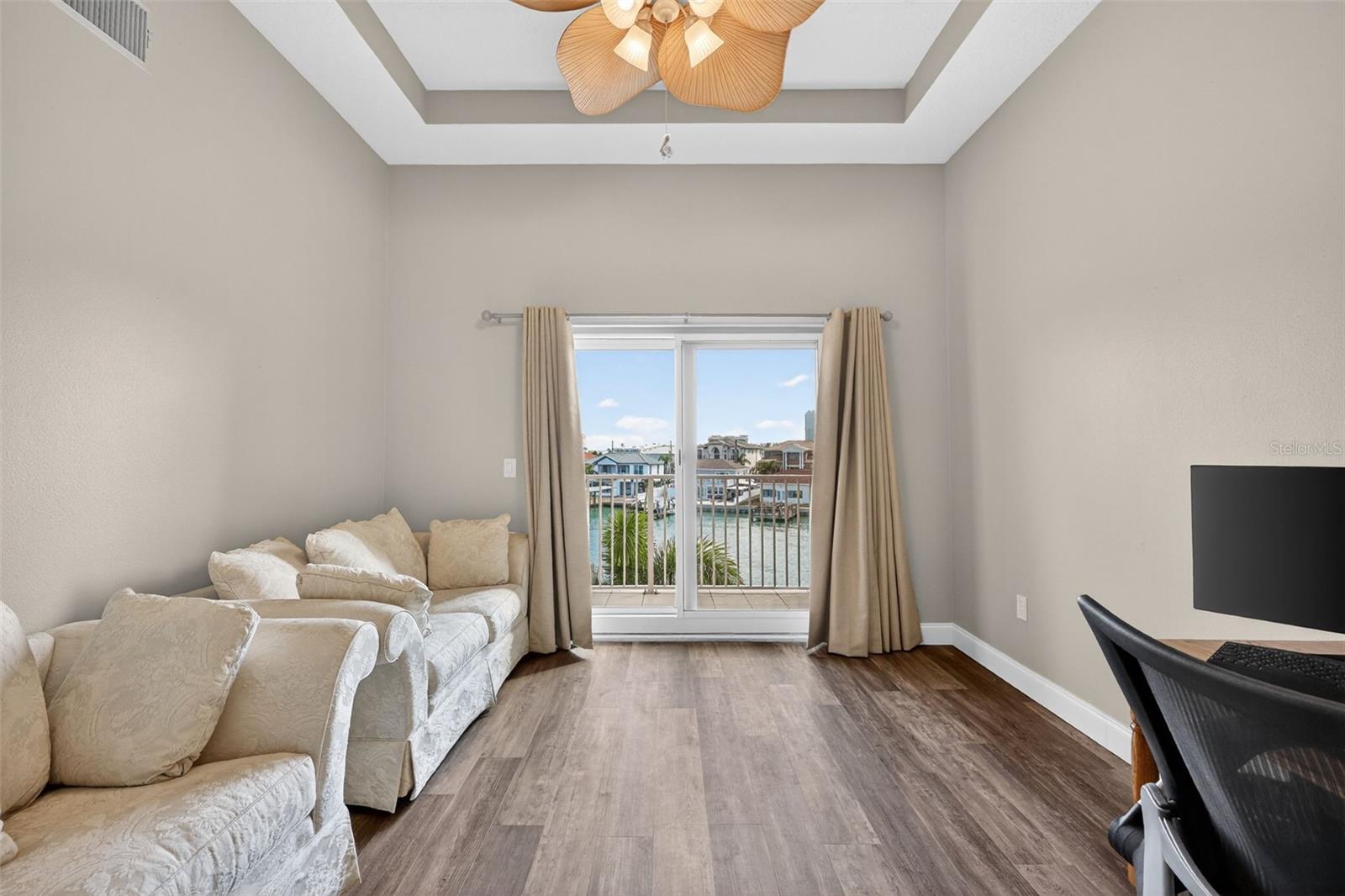 Image 43 of 52 For 205 Brightwater Drive 202