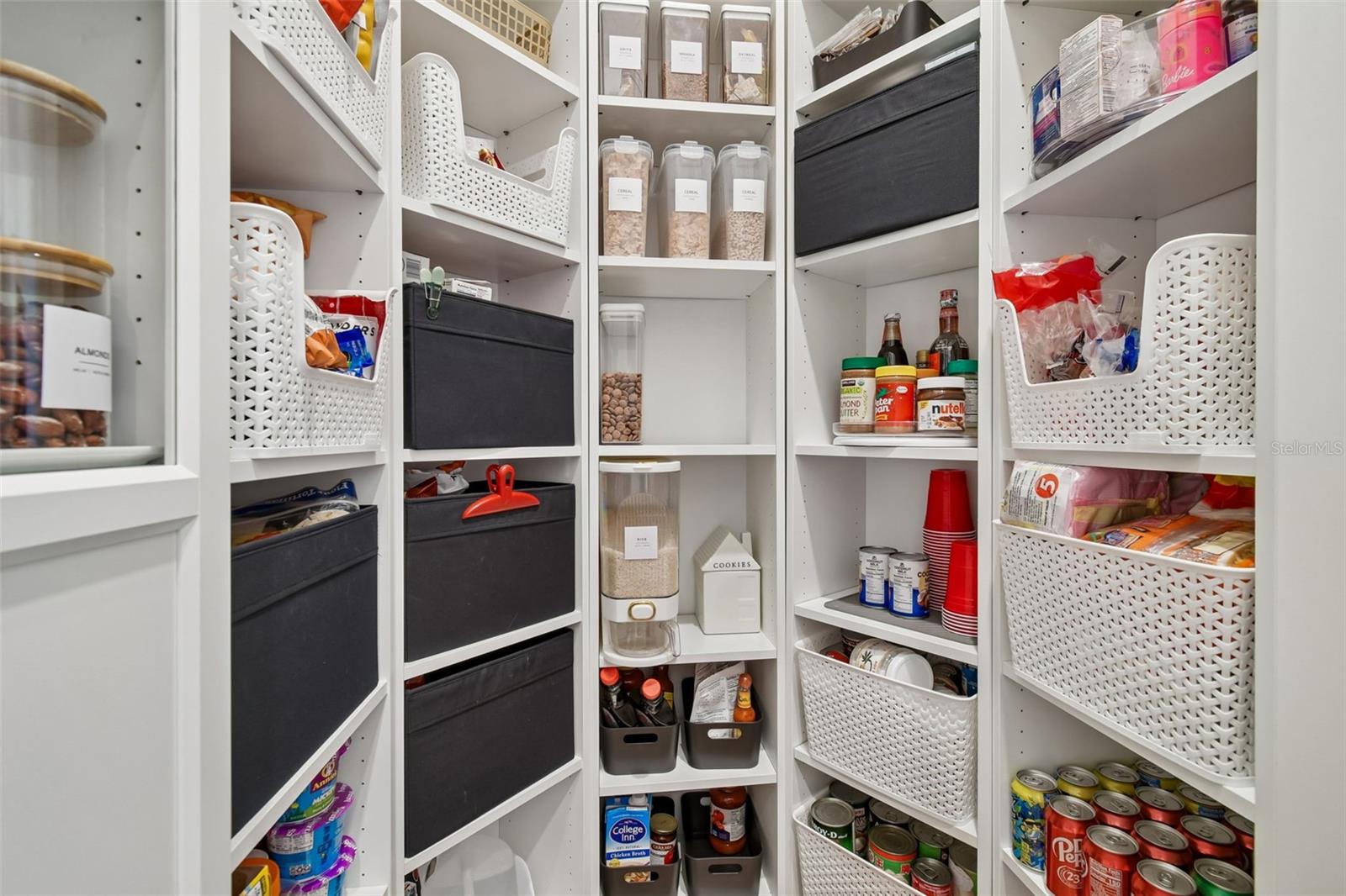 Image 23 of 86 For 13816 Sharp Hawk Drive